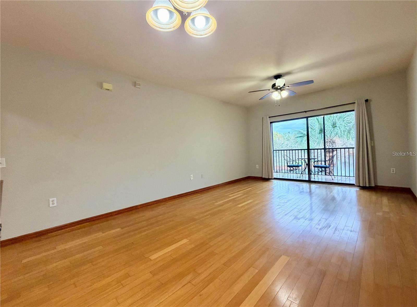 Image 9 of 42 For 2139 Chianti Place 154