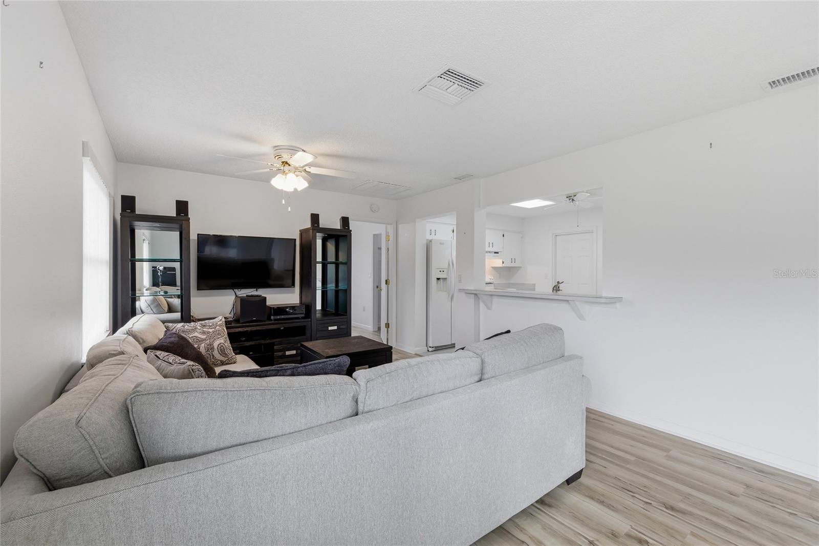 Image 11 of 39 For 12324 Drayton Drive