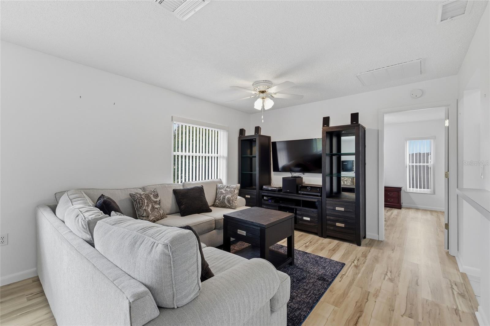 Image 13 of 39 For 12324 Drayton Drive