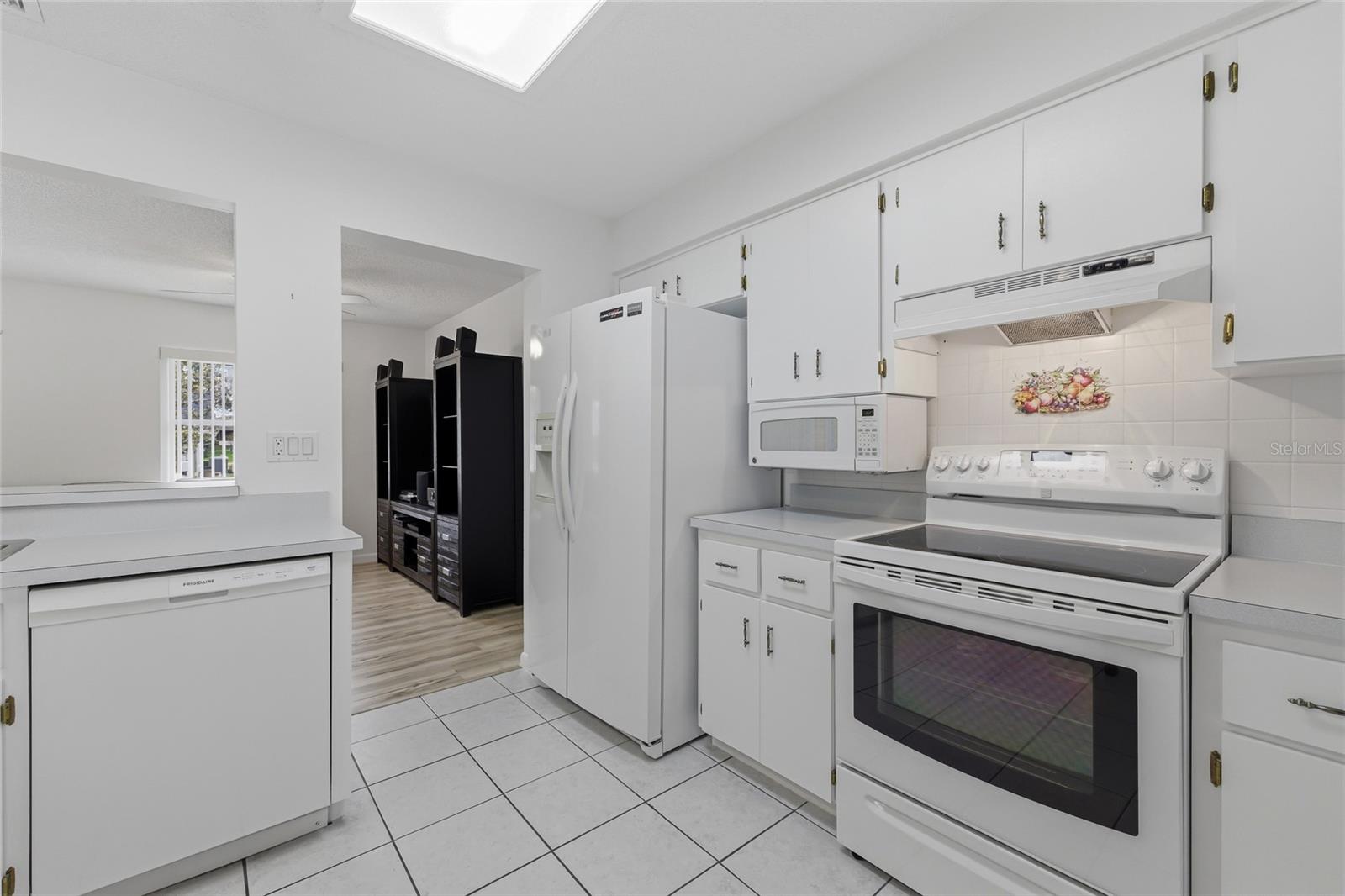 Image 23 of 39 For 12324 Drayton Drive