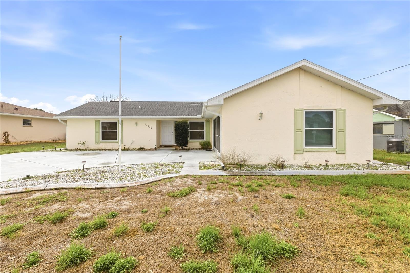 Image 3 of 39 For 12324 Drayton Drive