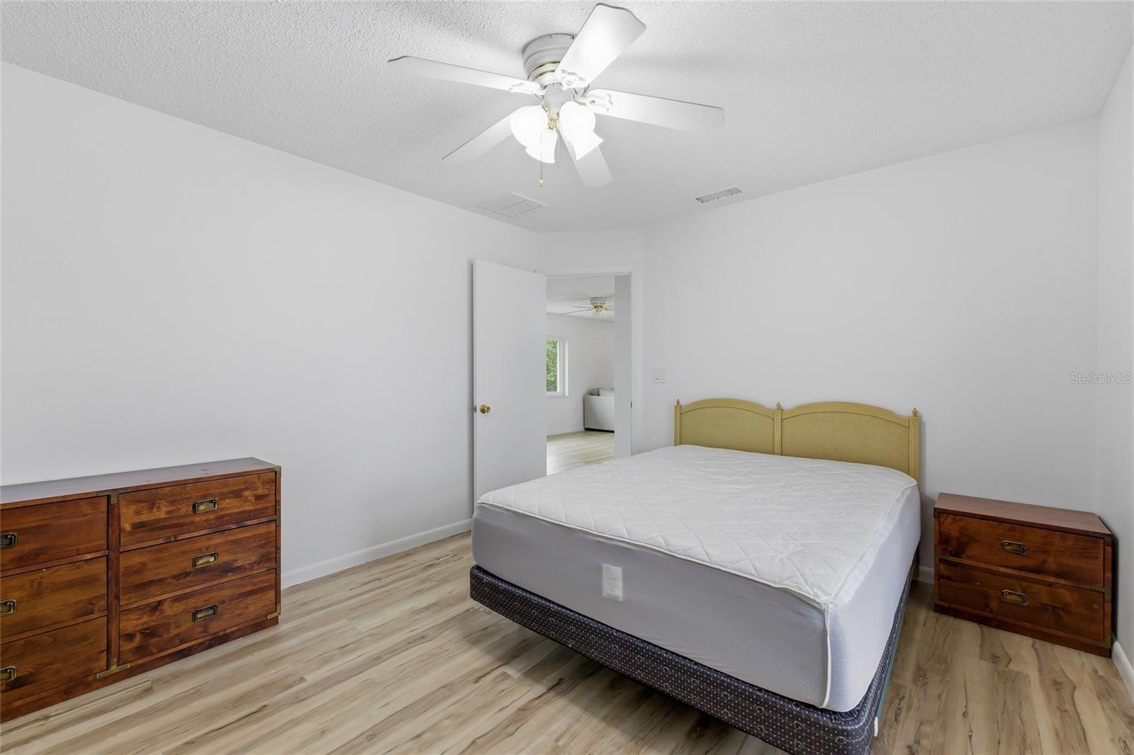 Image 31 of 39 For 12324 Drayton Drive