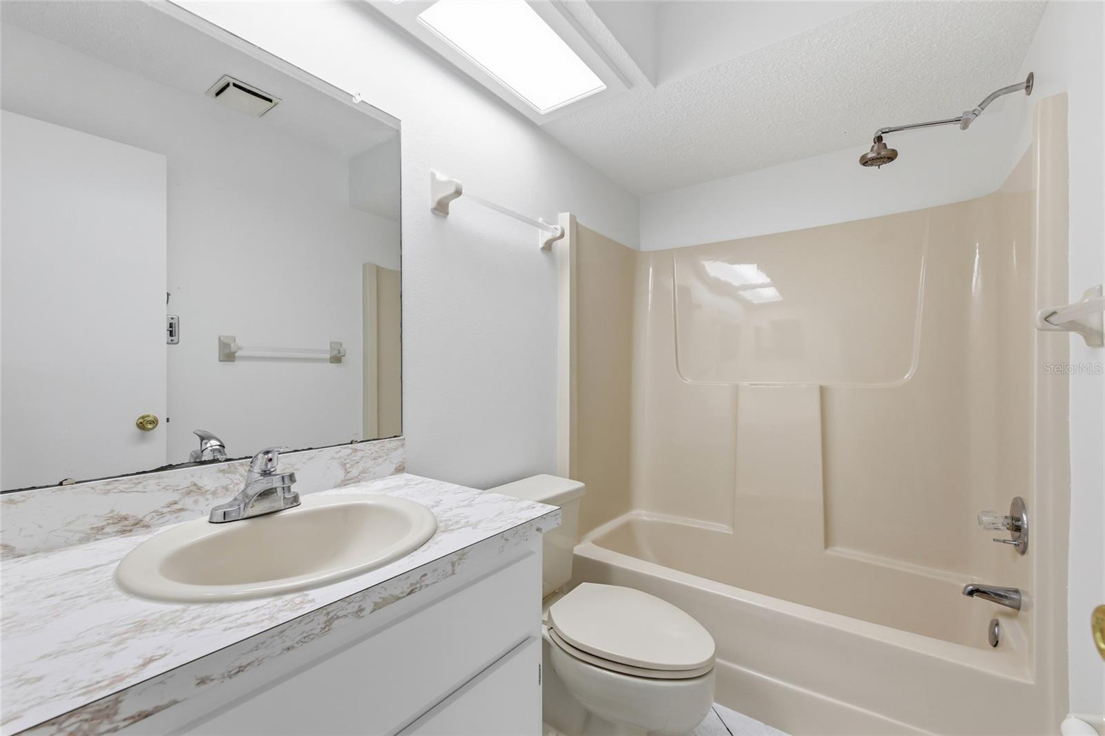 Image 32 of 39 For 12324 Drayton Drive