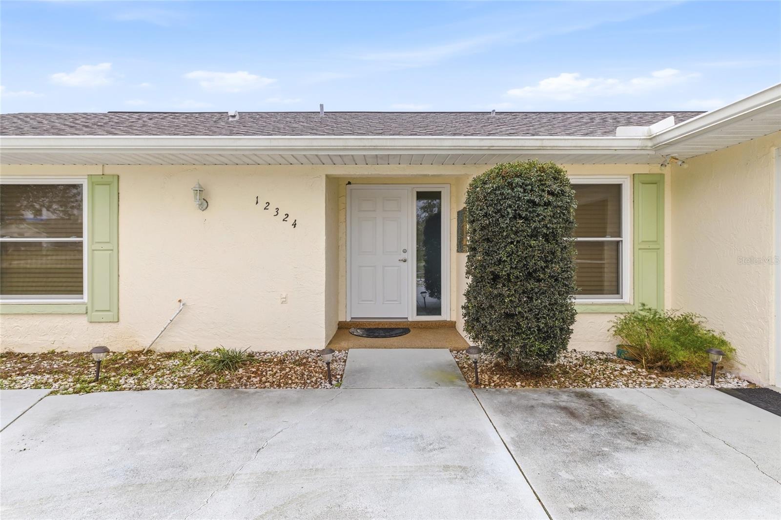 Image 6 of 39 For 12324 Drayton Drive