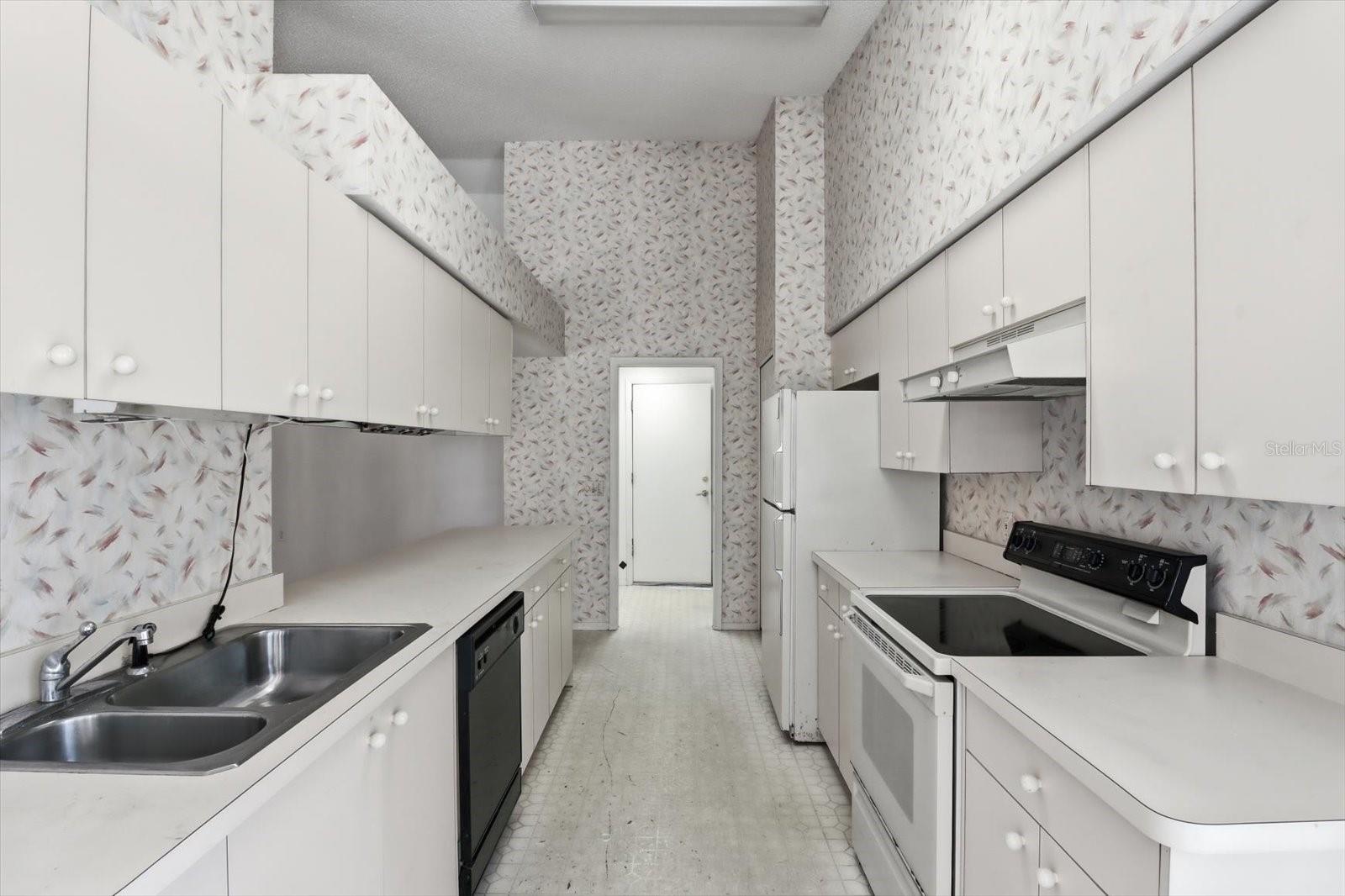 Image 15 of 45 For 7361 Rosemont Lane