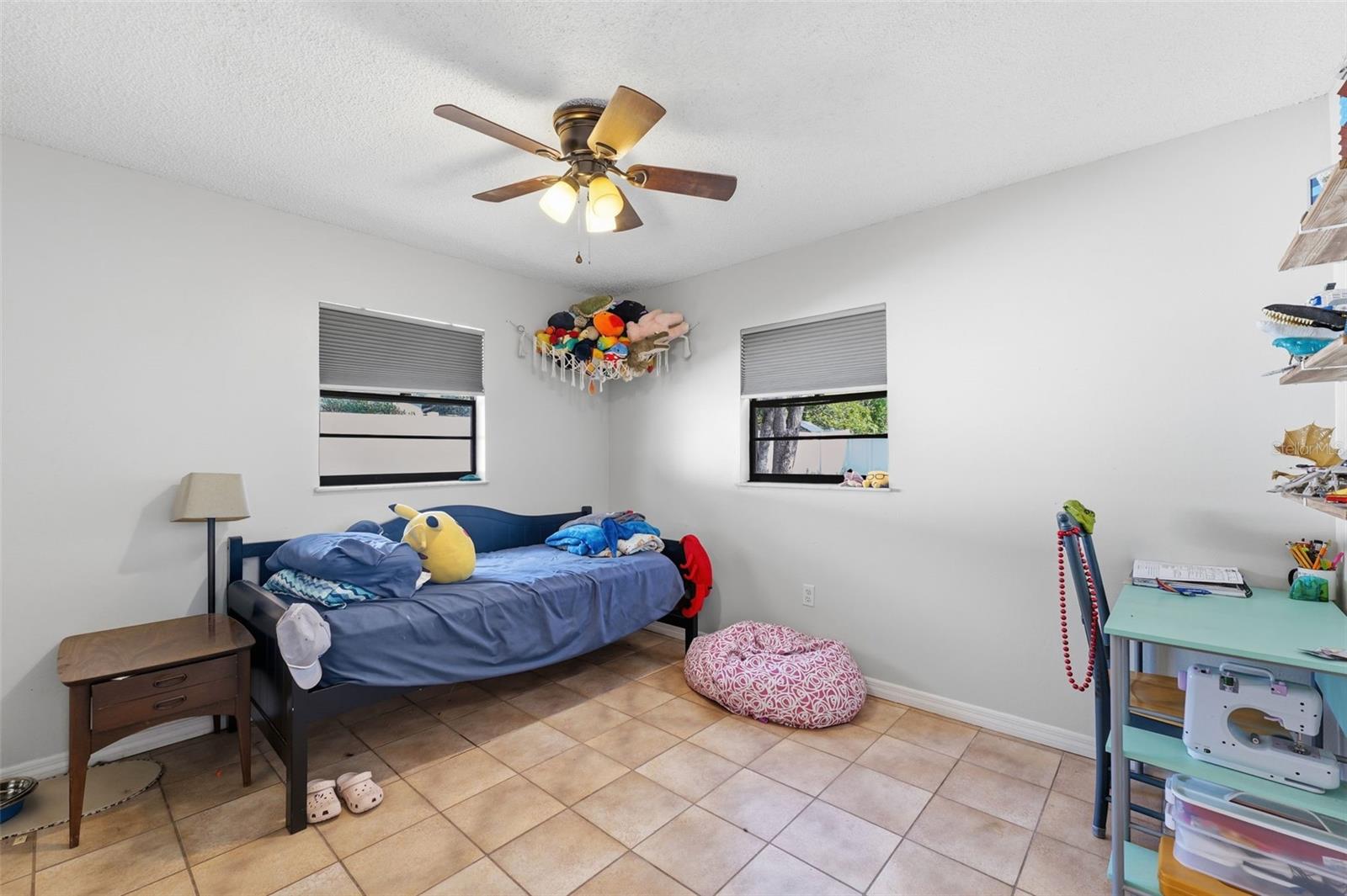 Image 11 of 30 For 5236 Derby Avenue