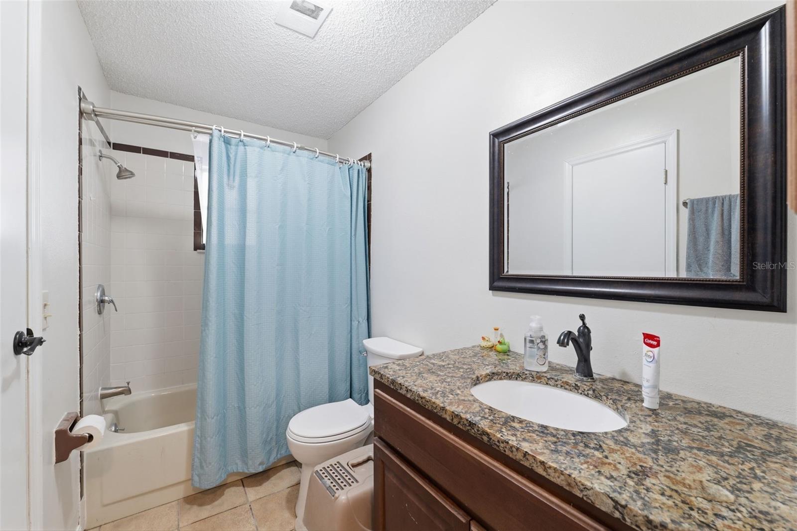 Image 12 of 30 For 5236 Derby Avenue