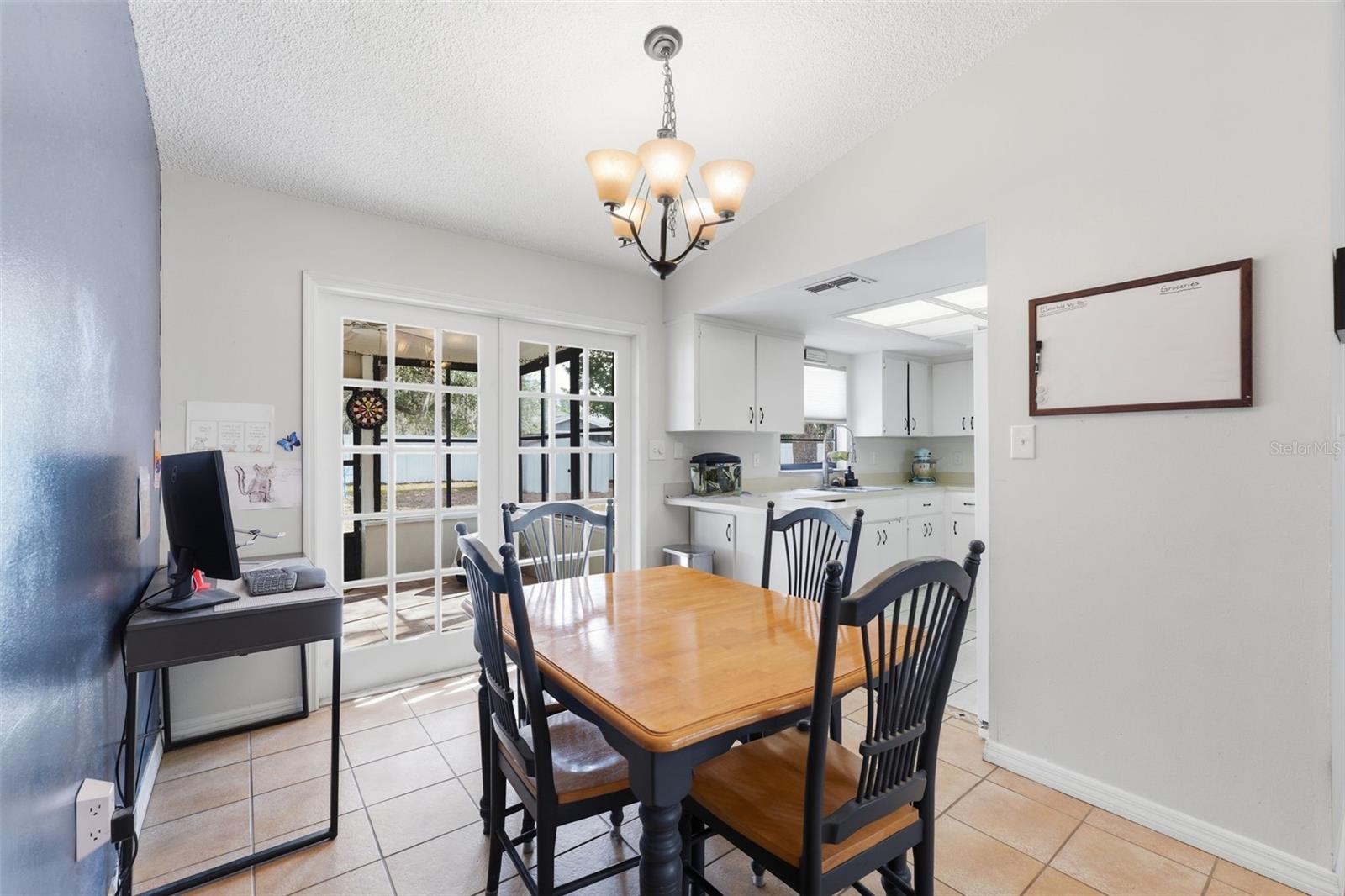 Image 6 of 30 For 5236 Derby Avenue