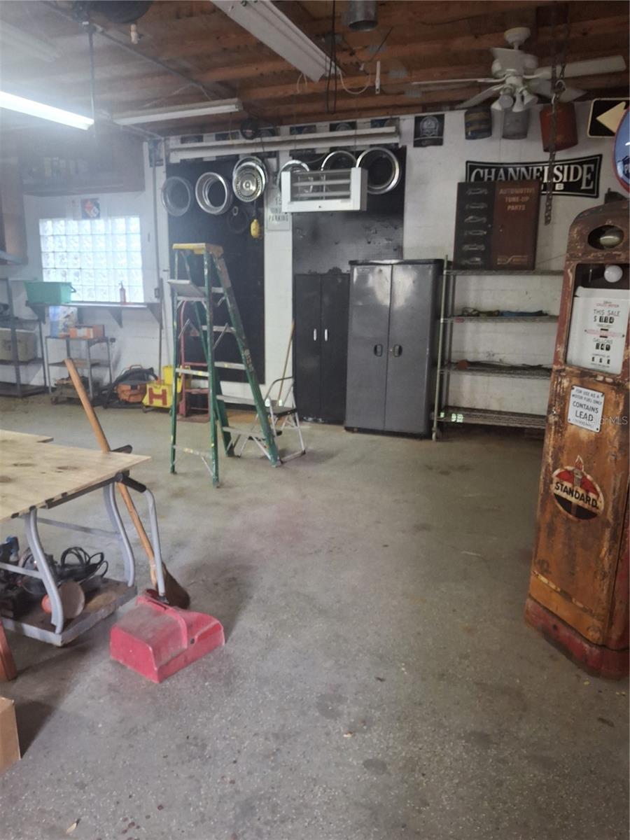 Image 22 of 24 For 4503 Edith Street