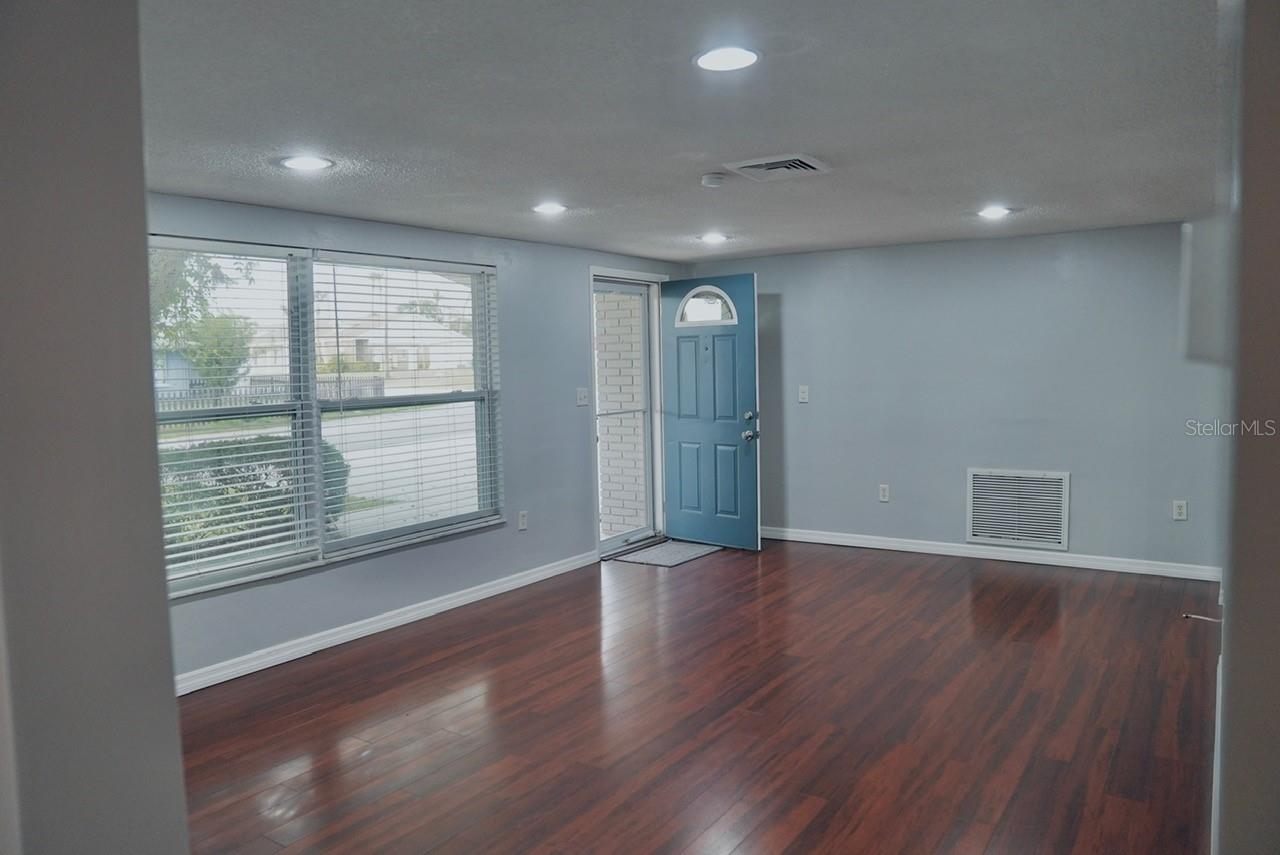 Image 11 of 26 For 7944 Yucca Drive