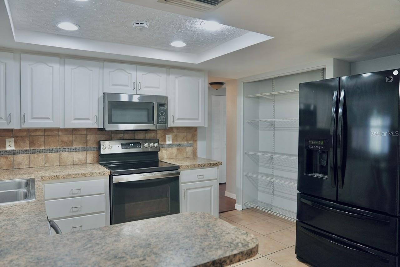 Image 5 of 26 For 7944 Yucca Drive