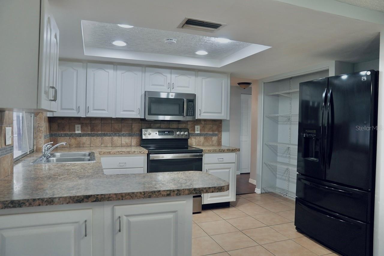 Image 6 of 26 For 7944 Yucca Drive