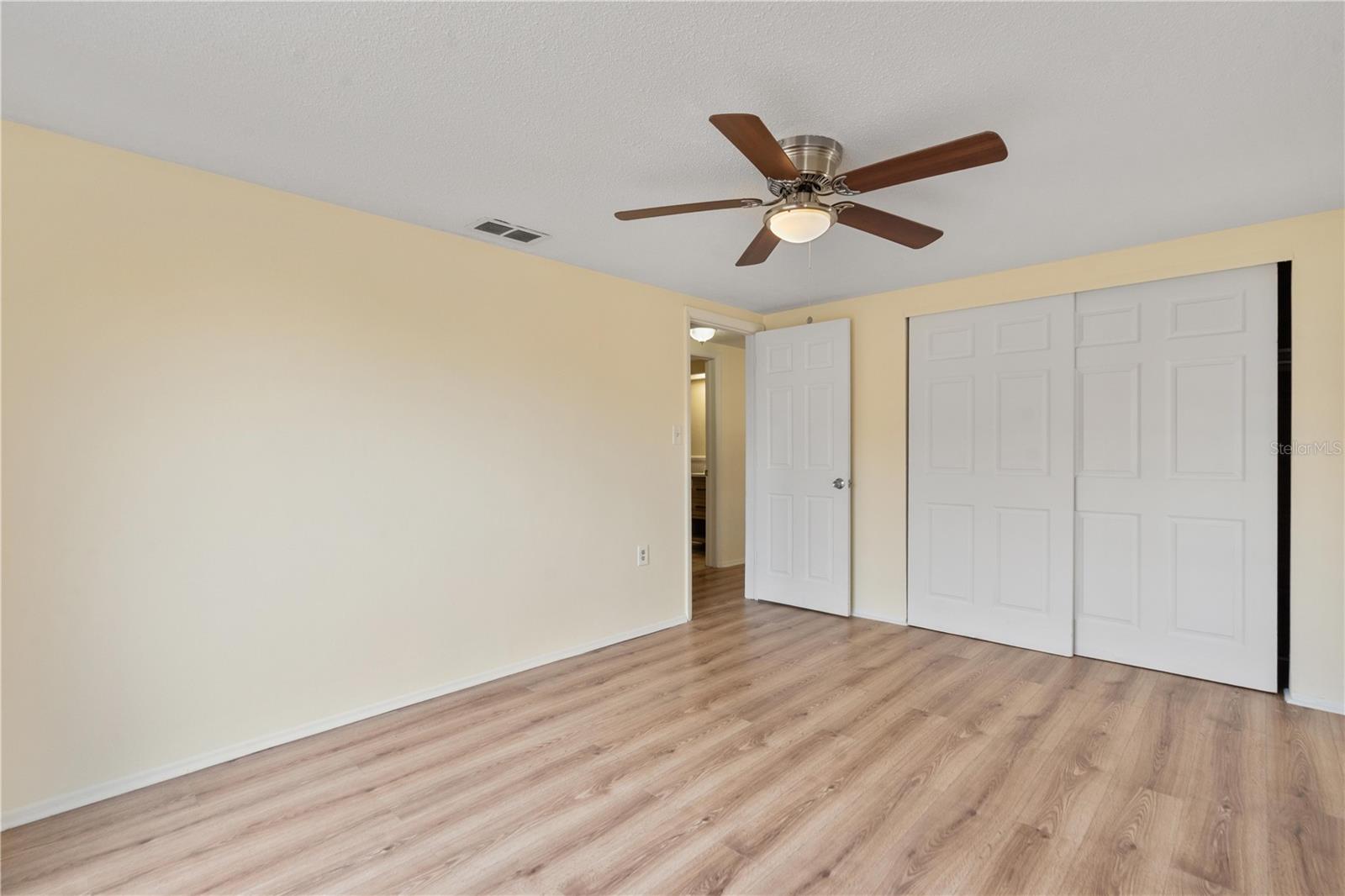 Image 14 of 31 For 9020 Hunt Club Lane