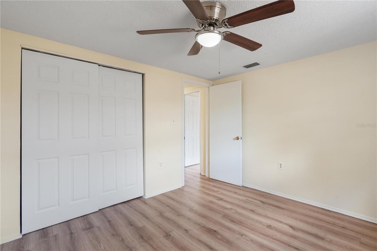 Image 17 of 31 For 9020 Hunt Club Lane