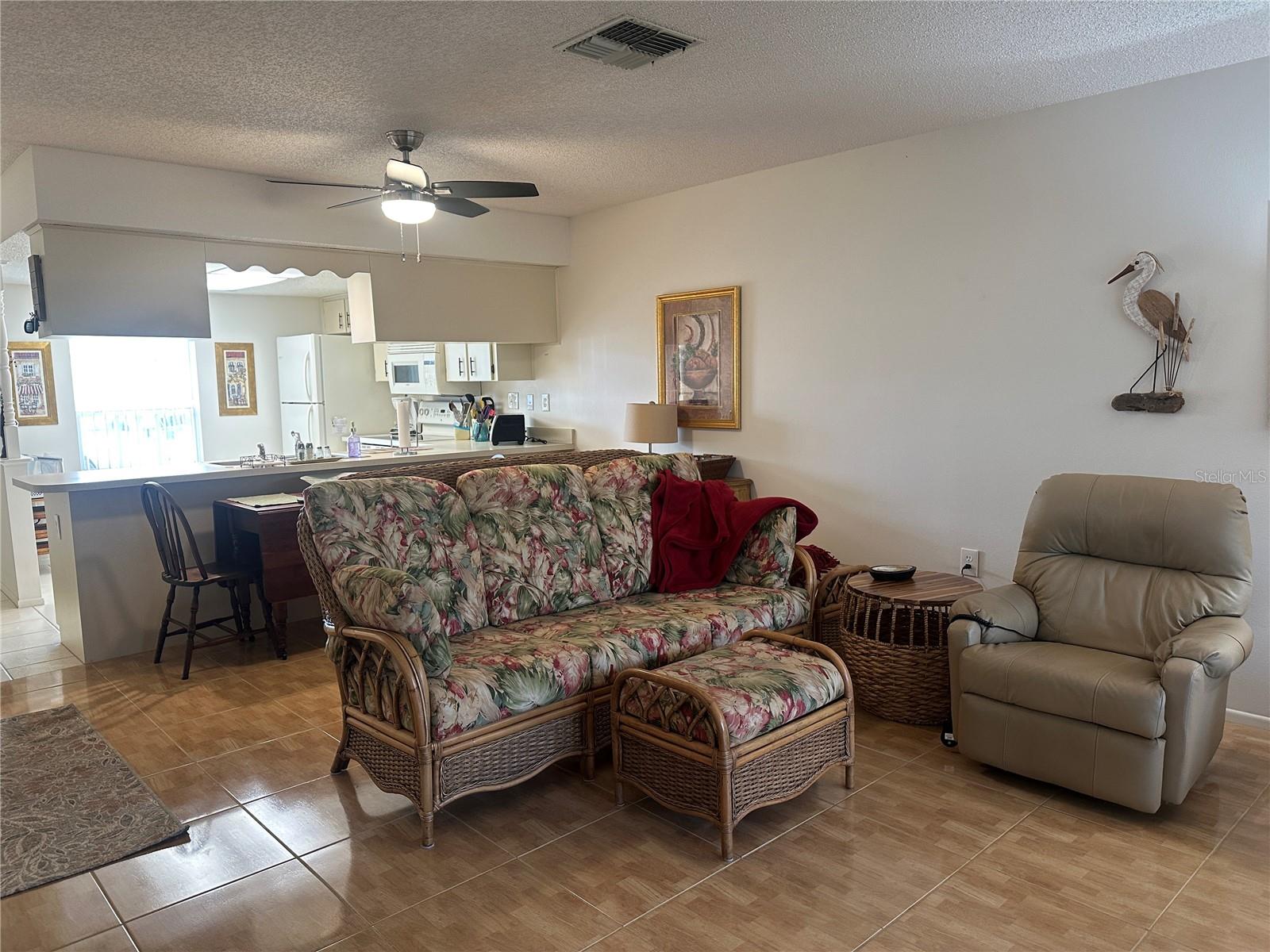 Image 11 of 41 For 12369 Dearborn Drive C