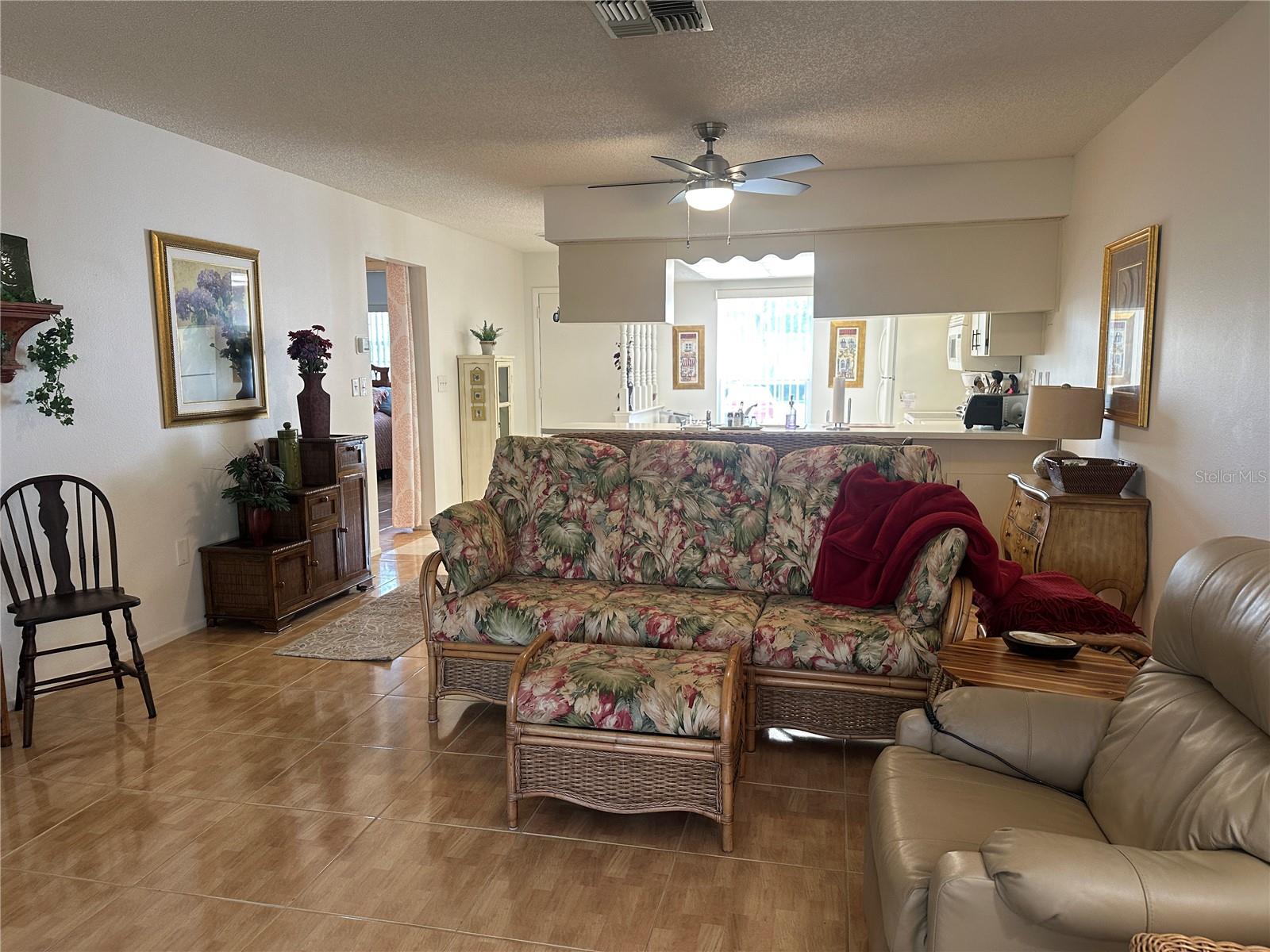 Image 12 of 41 For 12369 Dearborn Drive C