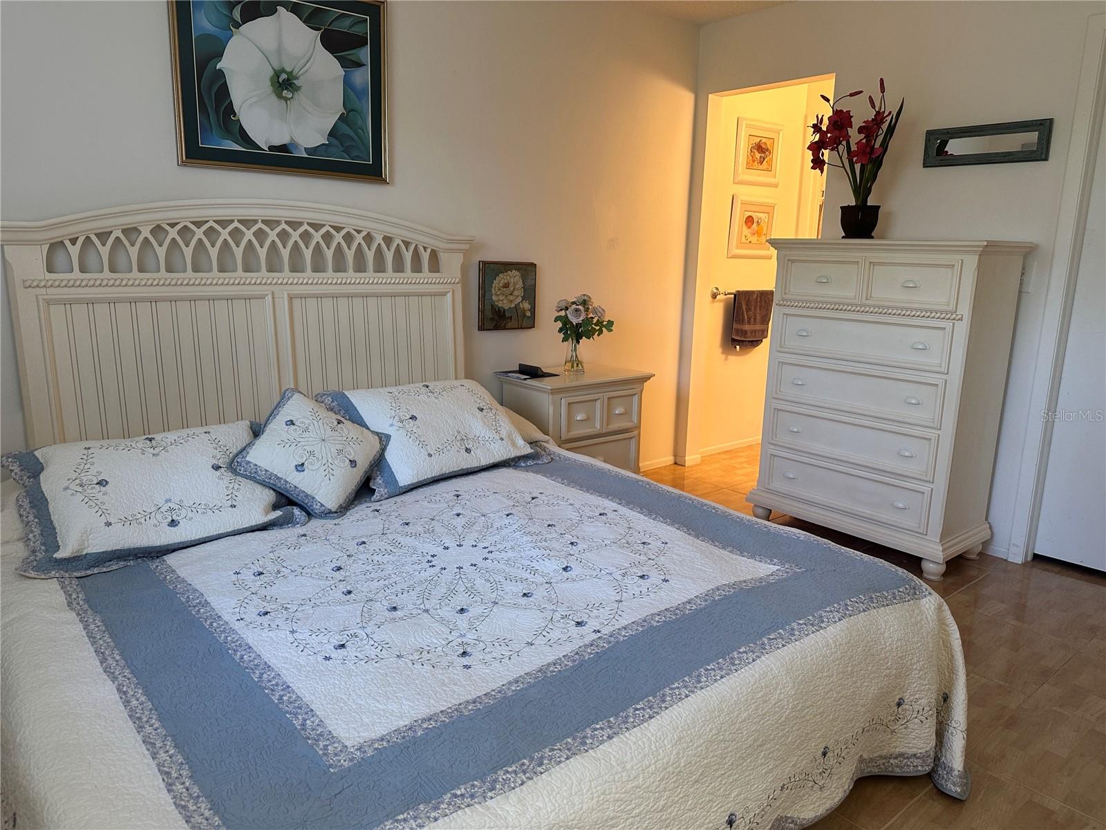 Image 15 of 41 For 12369 Dearborn Drive C