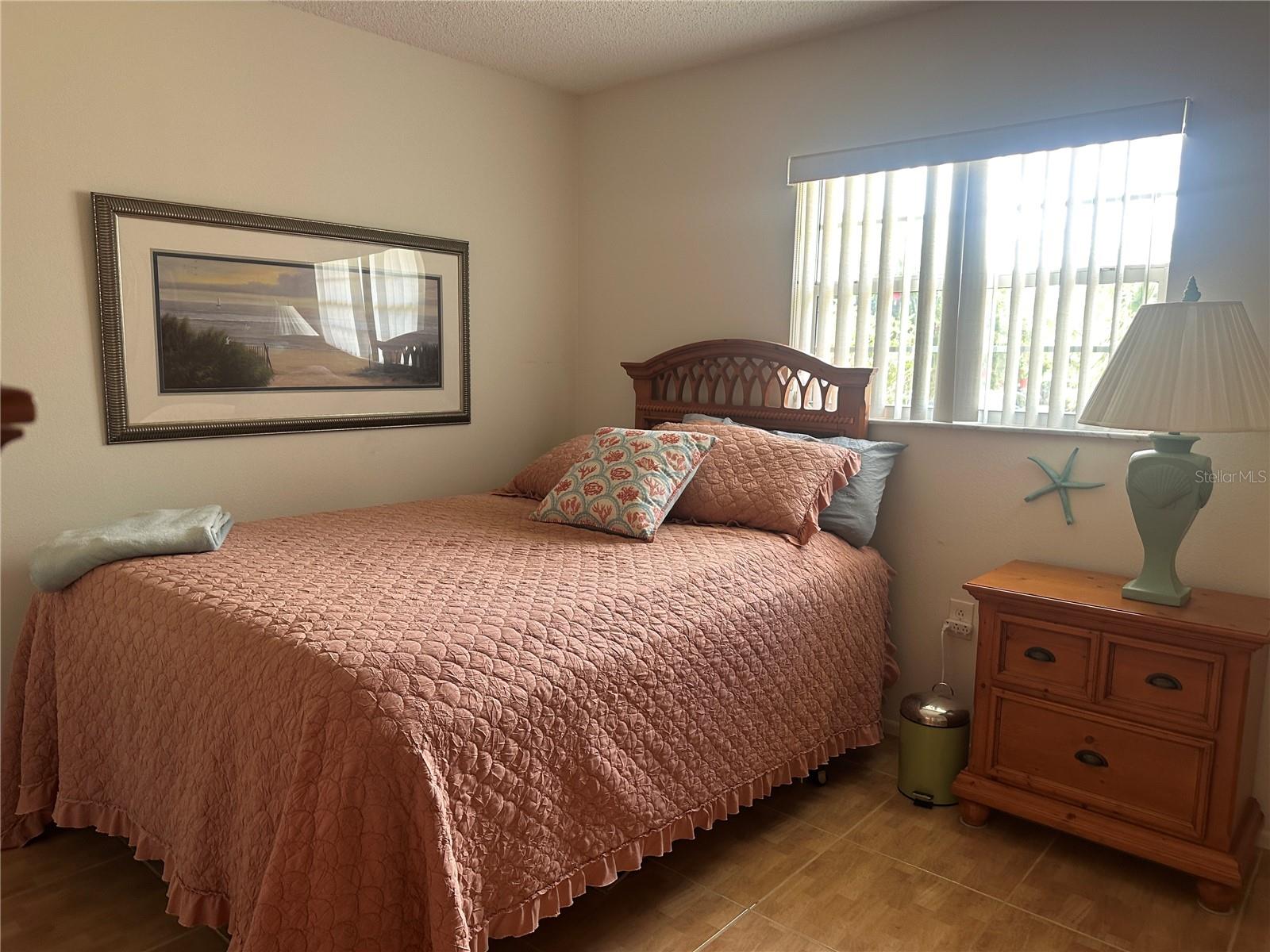 Image 20 of 41 For 12369 Dearborn Drive C