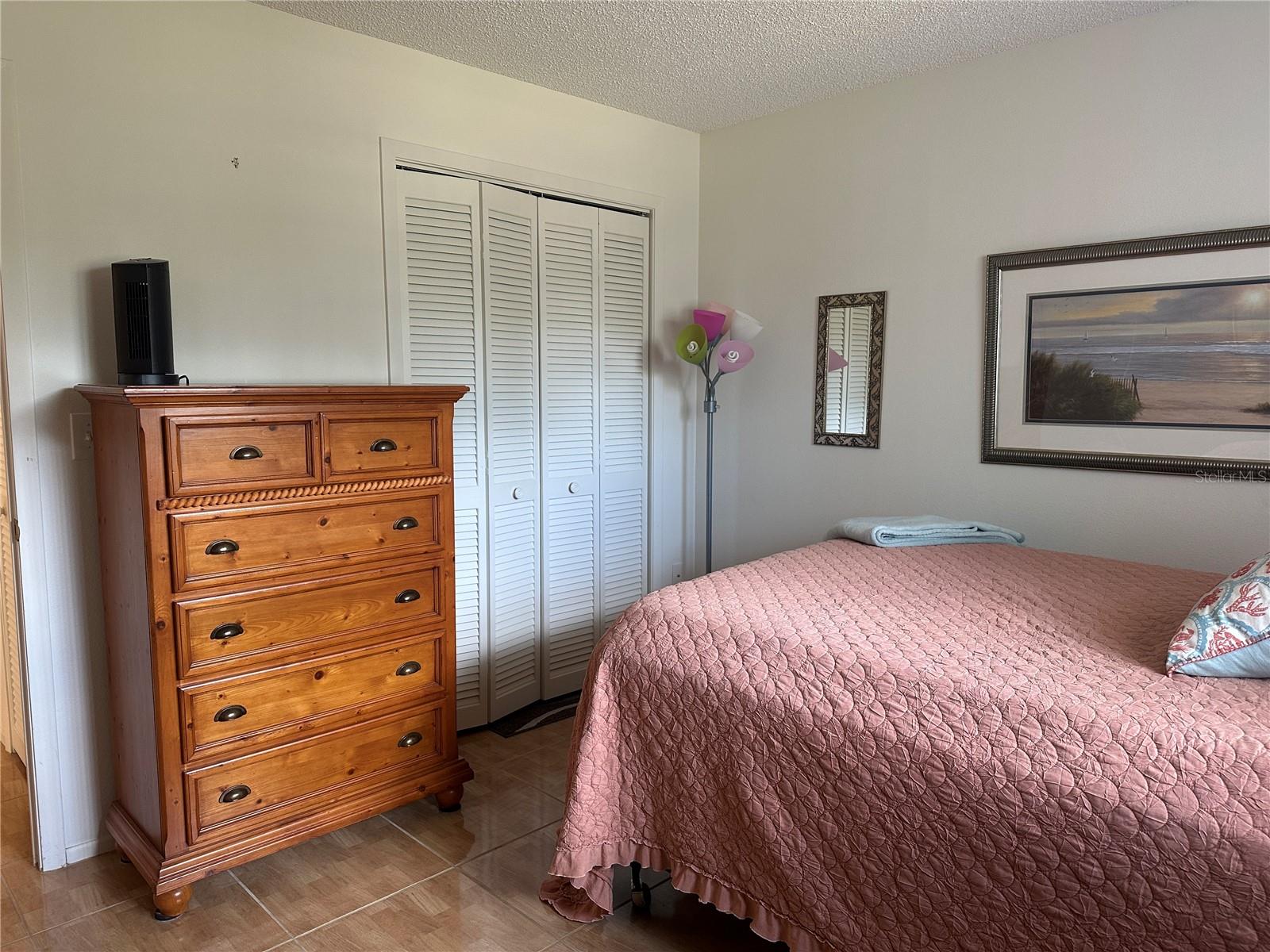 Image 21 of 41 For 12369 Dearborn Drive C