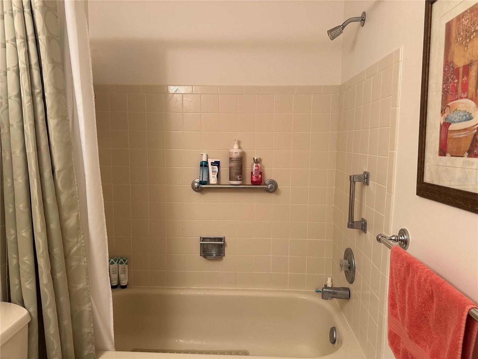 Image 23 of 41 For 12369 Dearborn Drive C