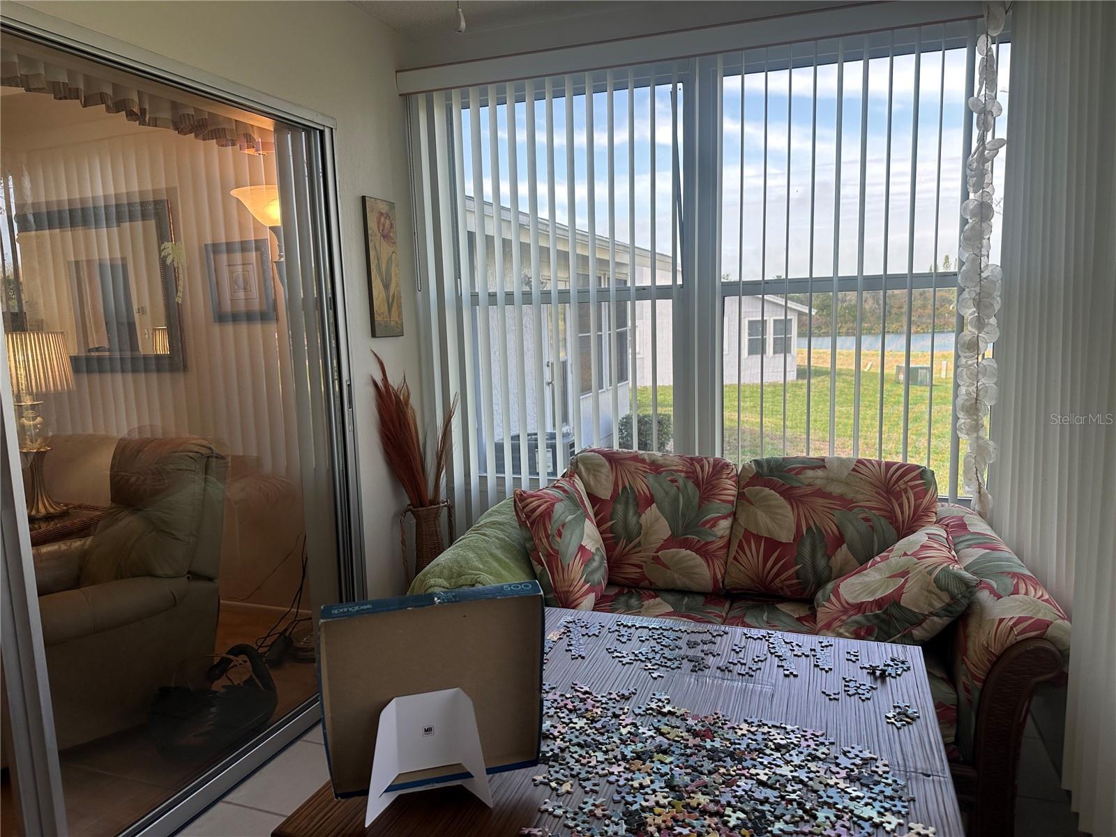 Image 25 of 41 For 12369 Dearborn Drive C