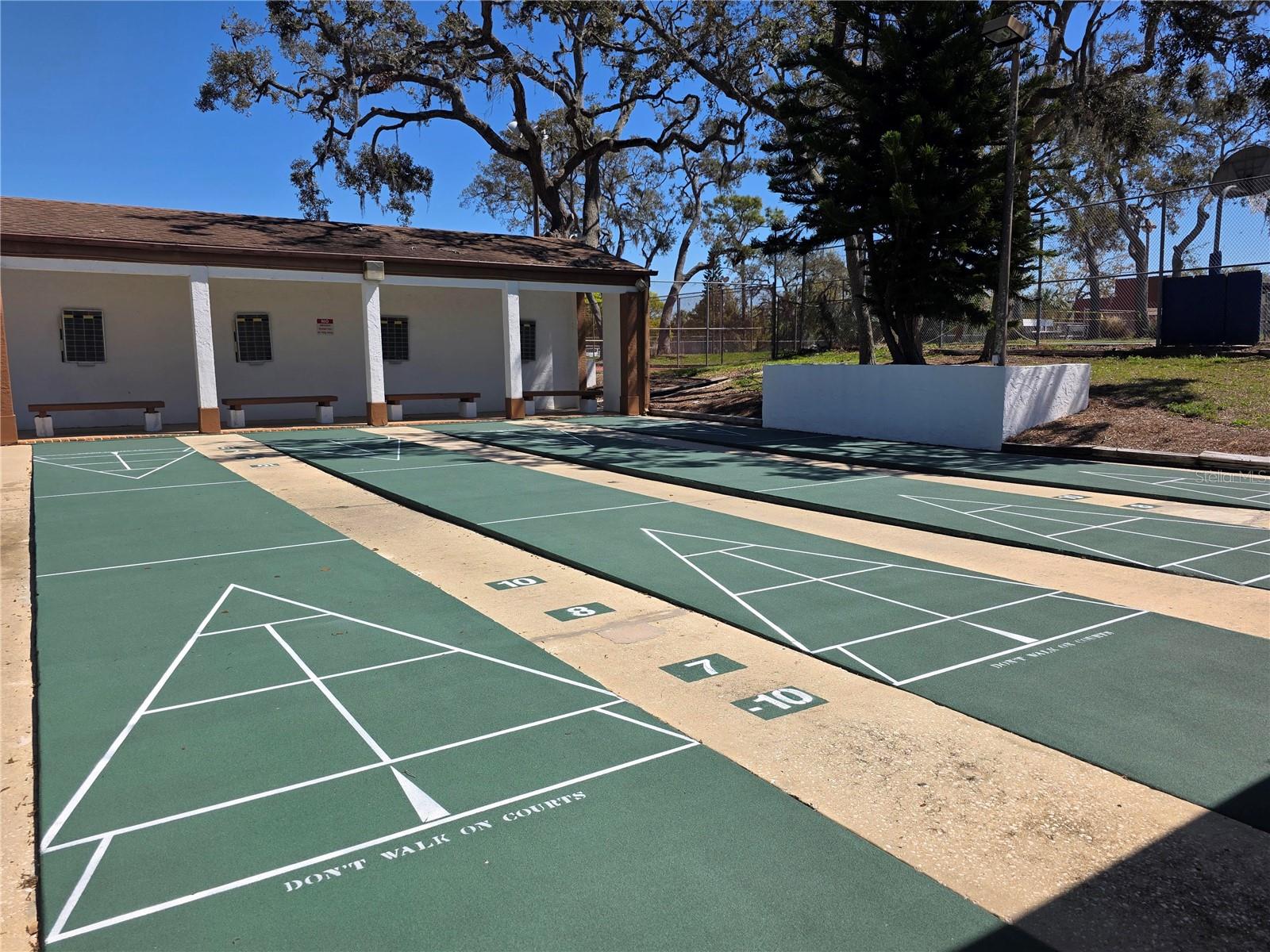 Image 38 of 41 For 12369 Dearborn Drive C