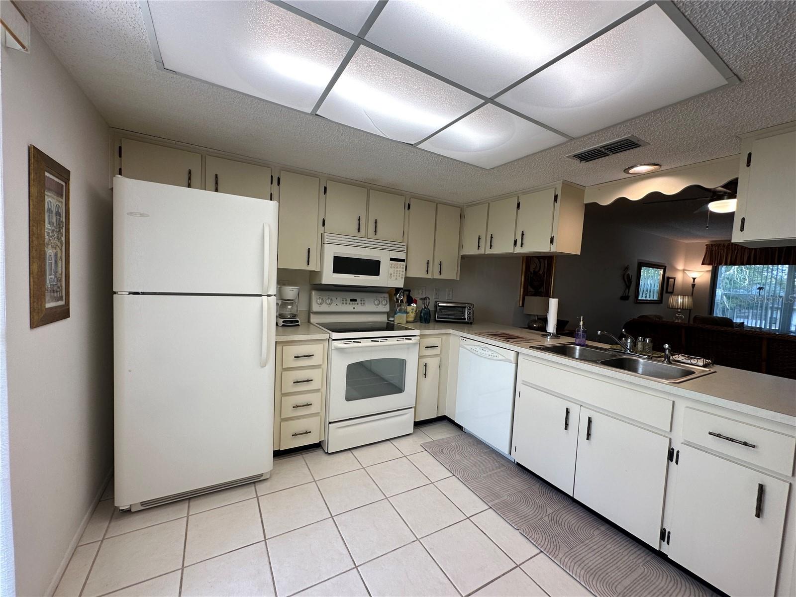 Image 6 of 41 For 12369 Dearborn Drive C