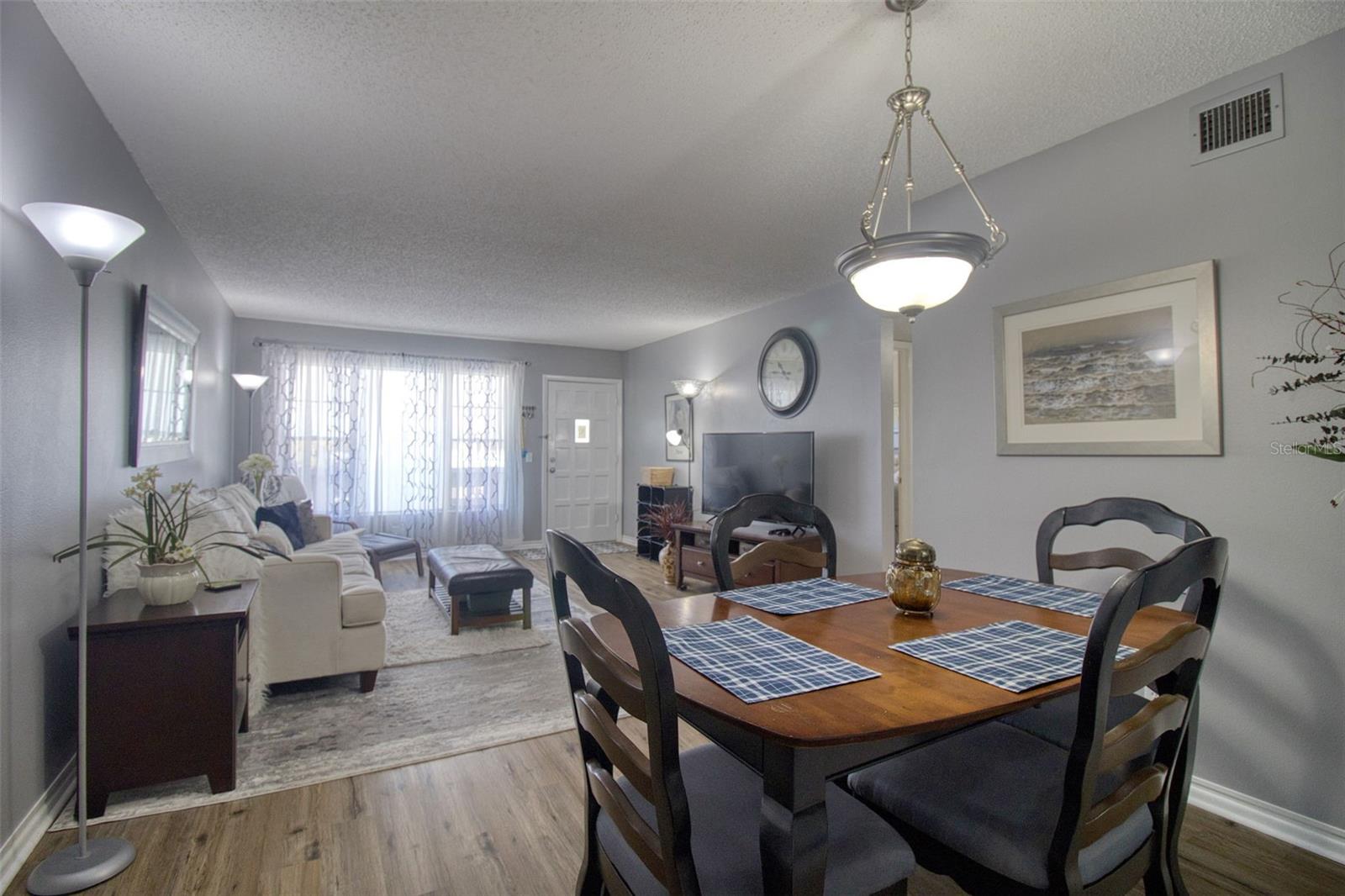 Image 10 of 29 For 2436 Rhodesian Drive 32