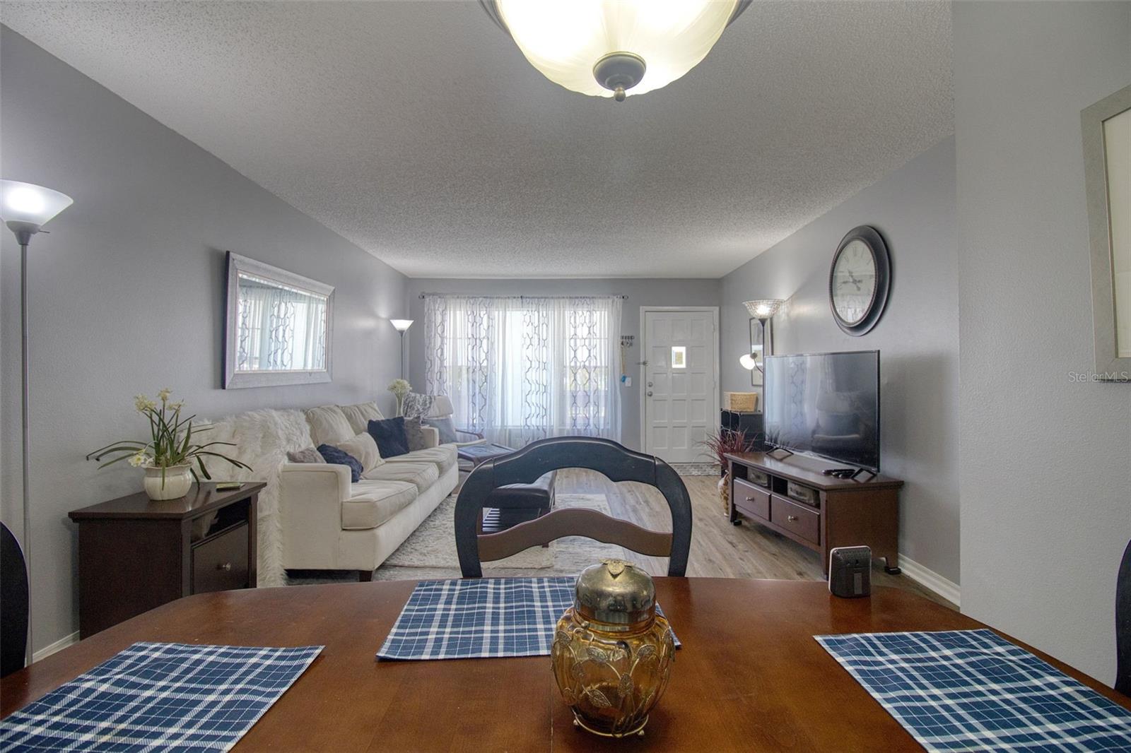 Image 12 of 29 For 2436 Rhodesian Drive 32