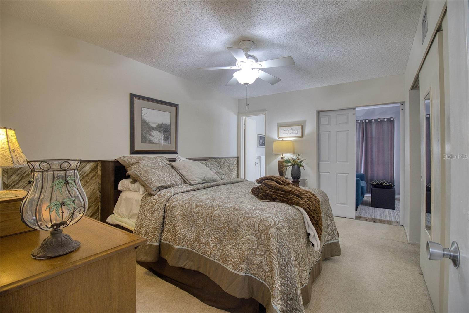 Image 22 of 29 For 2436 Rhodesian Drive 32