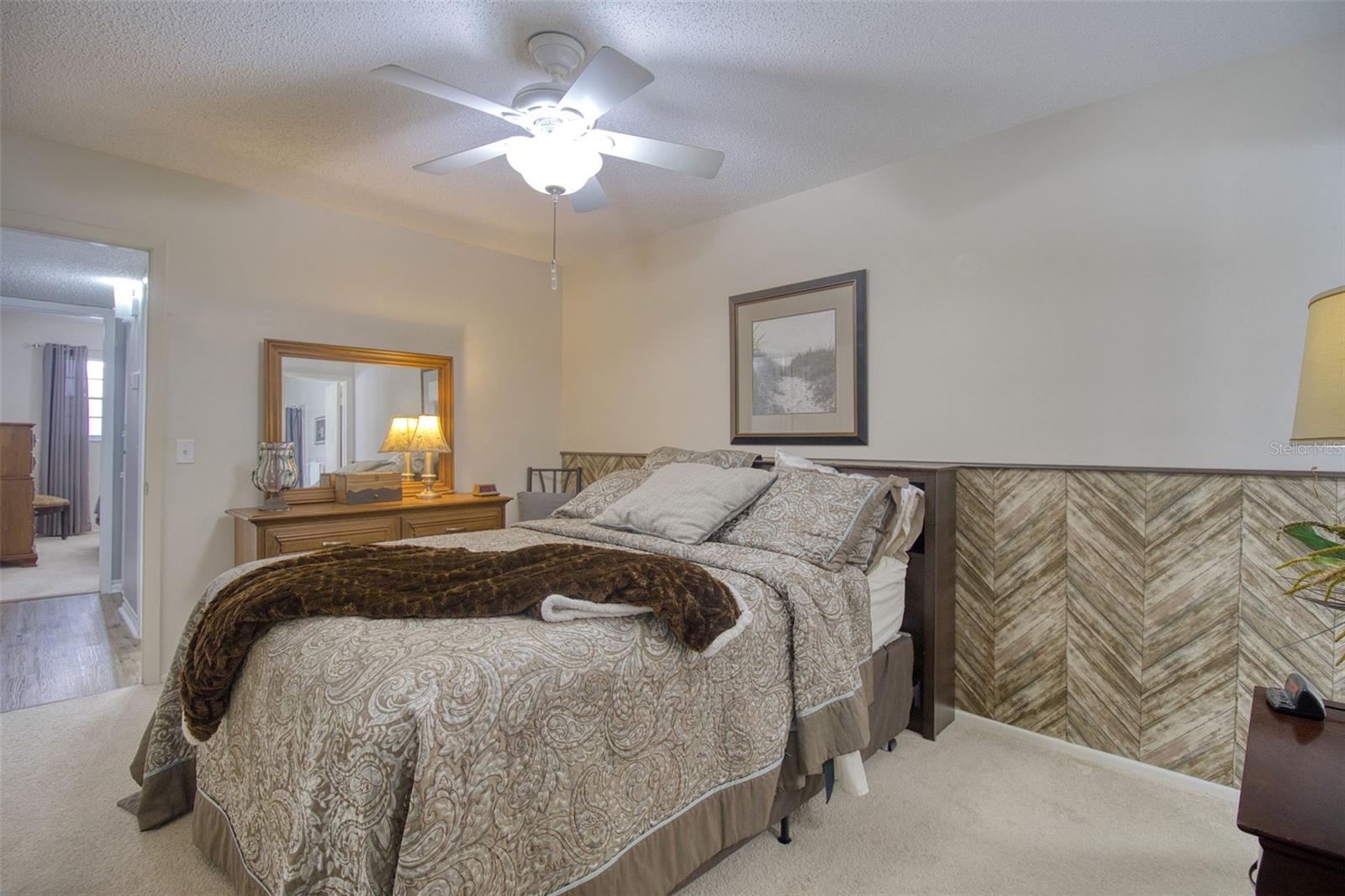 Image 23 of 29 For 2436 Rhodesian Drive 32