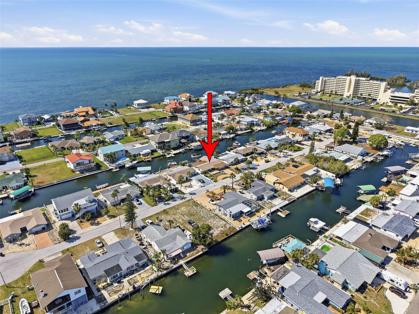 Listing photo id 79 for 13541 Stacey Drive