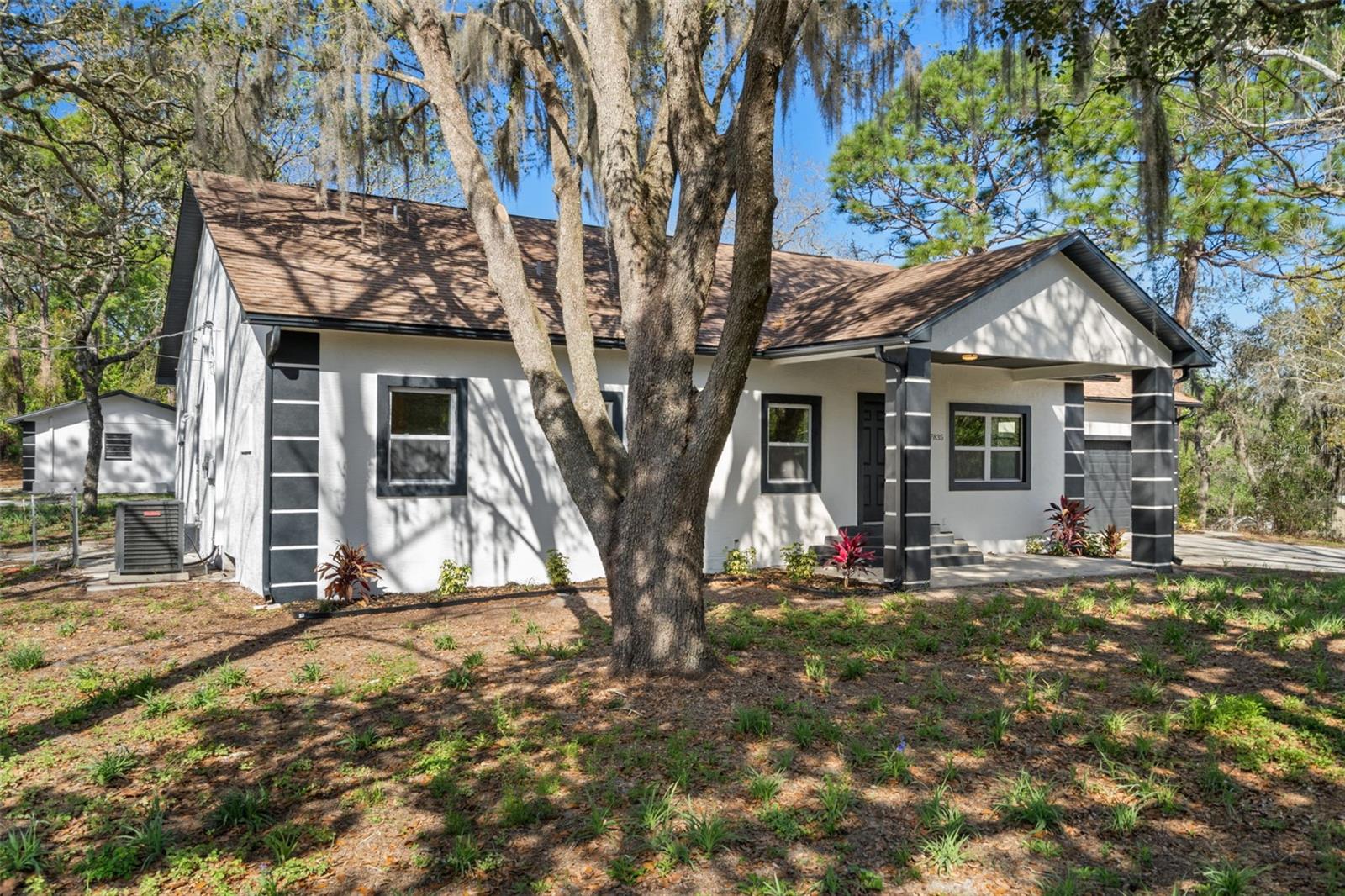 Image 10 of 56 For 17835 Alexson Street