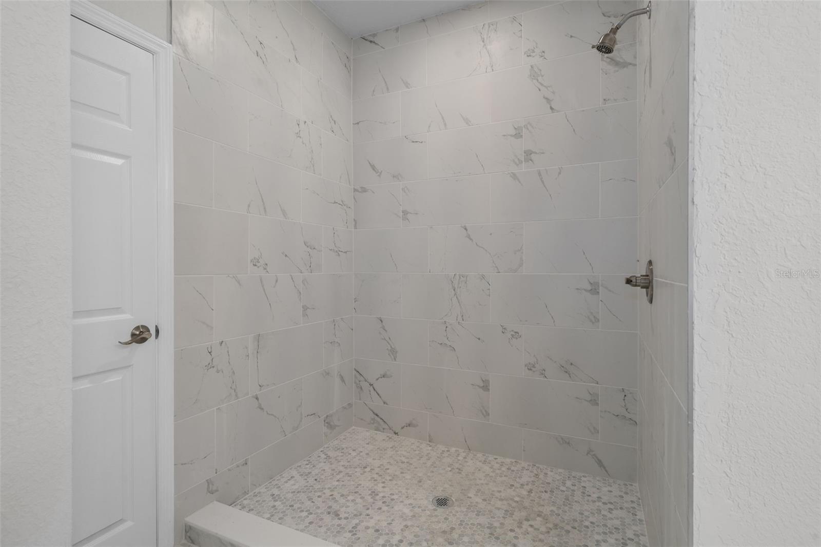 Image 30 of 56 For 17835 Alexson Street