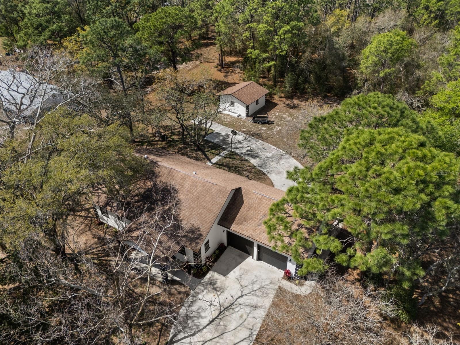 Image 4 of 56 For 17835 Alexson Street