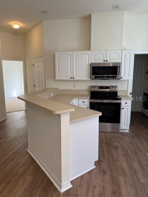 Image 14 of 47 For 7451 Wimpole Drive