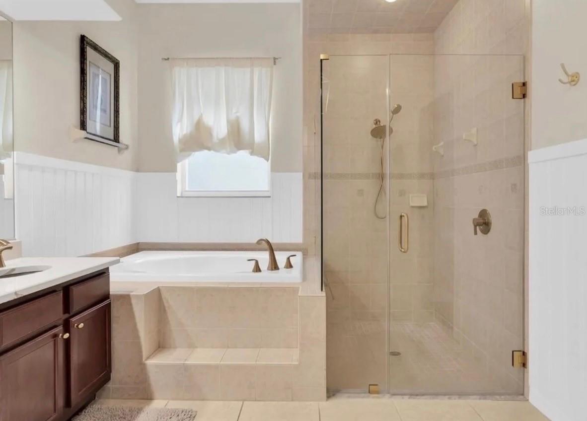 Image 15 of 25 For 10126 Balcony Street