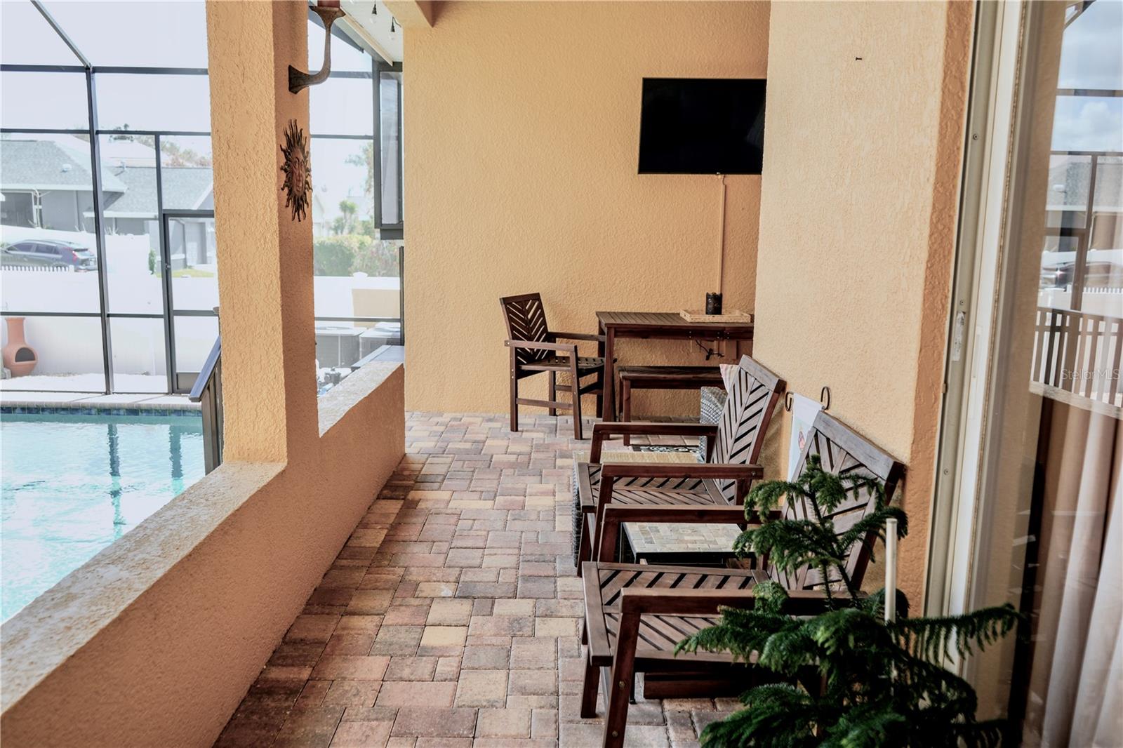 Image 22 of 25 For 10126 Balcony Street