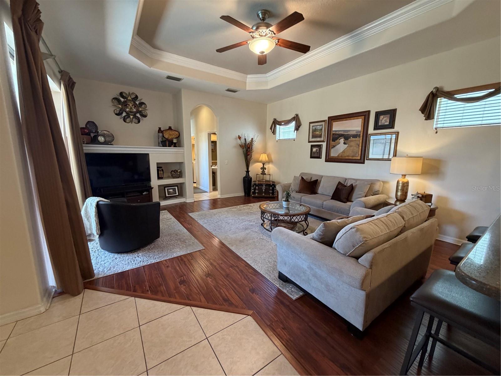 Image 3 of 25 For 10126 Balcony Street