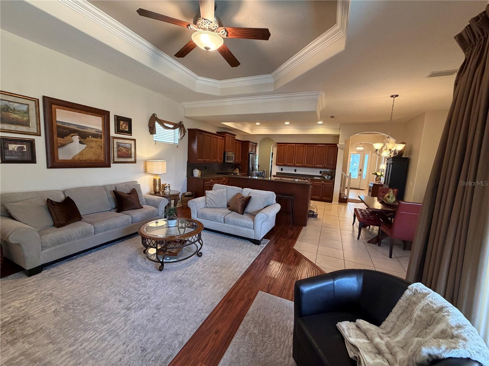 Image 5 of 25 For 10126 Balcony Street