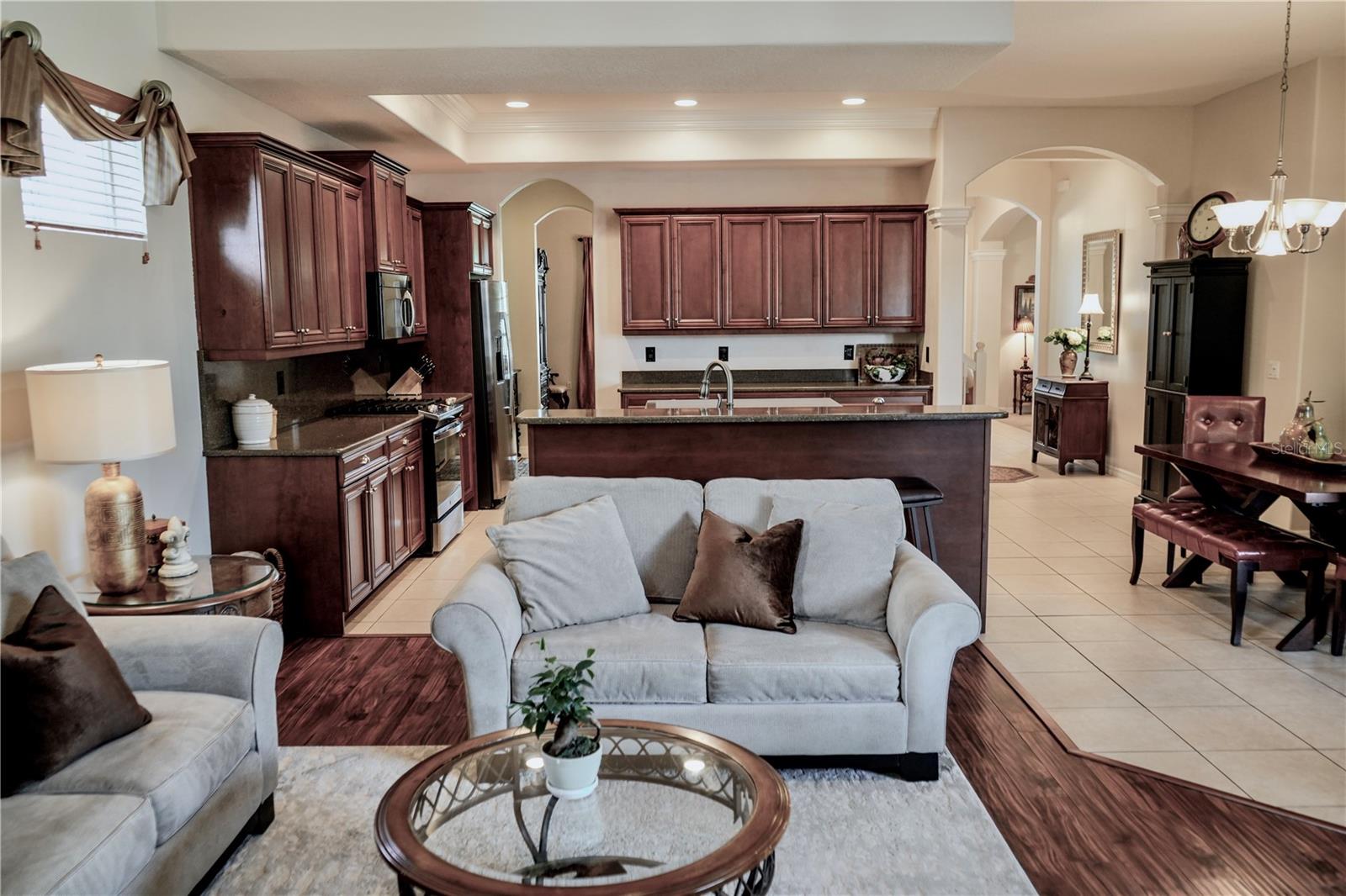 Image 6 of 25 For 10126 Balcony Street