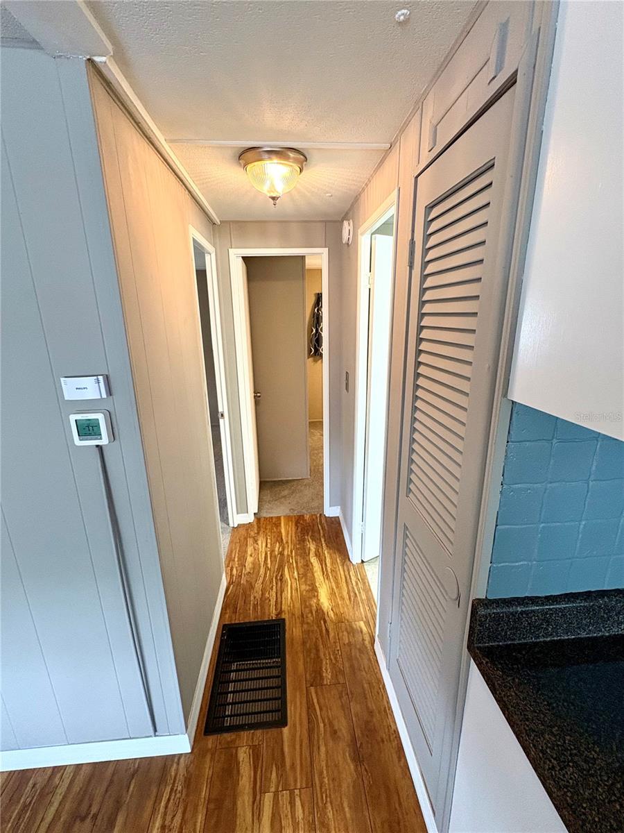 Image 11 of 29 For 7481 First Circle Drive