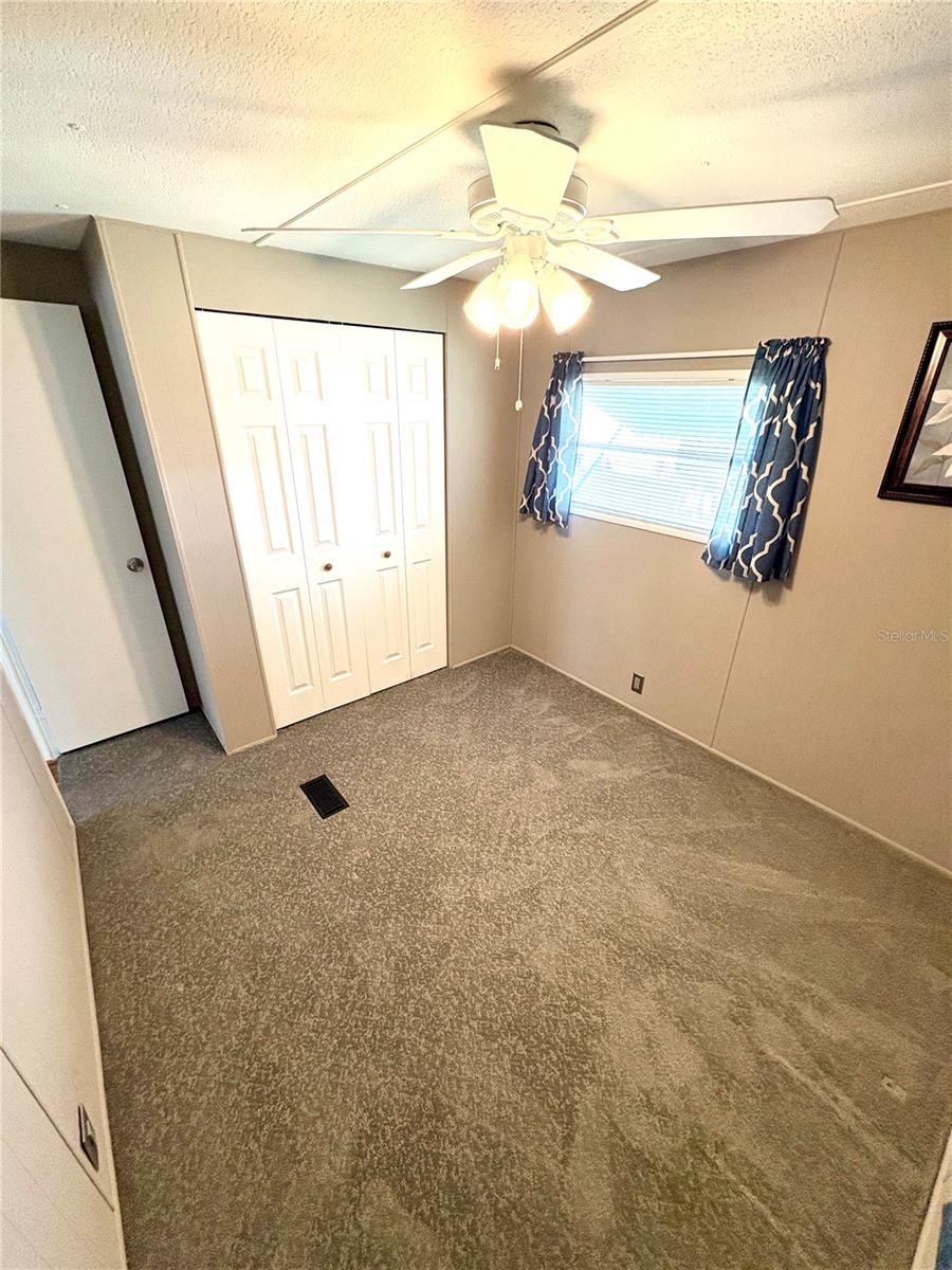 Image 19 of 29 For 7481 First Circle Drive