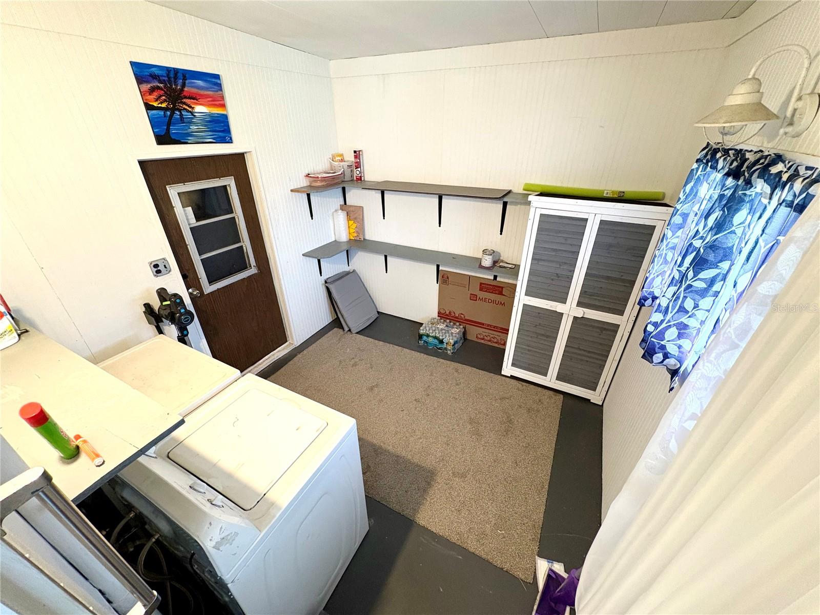 Image 21 of 29 For 7481 First Circle Drive