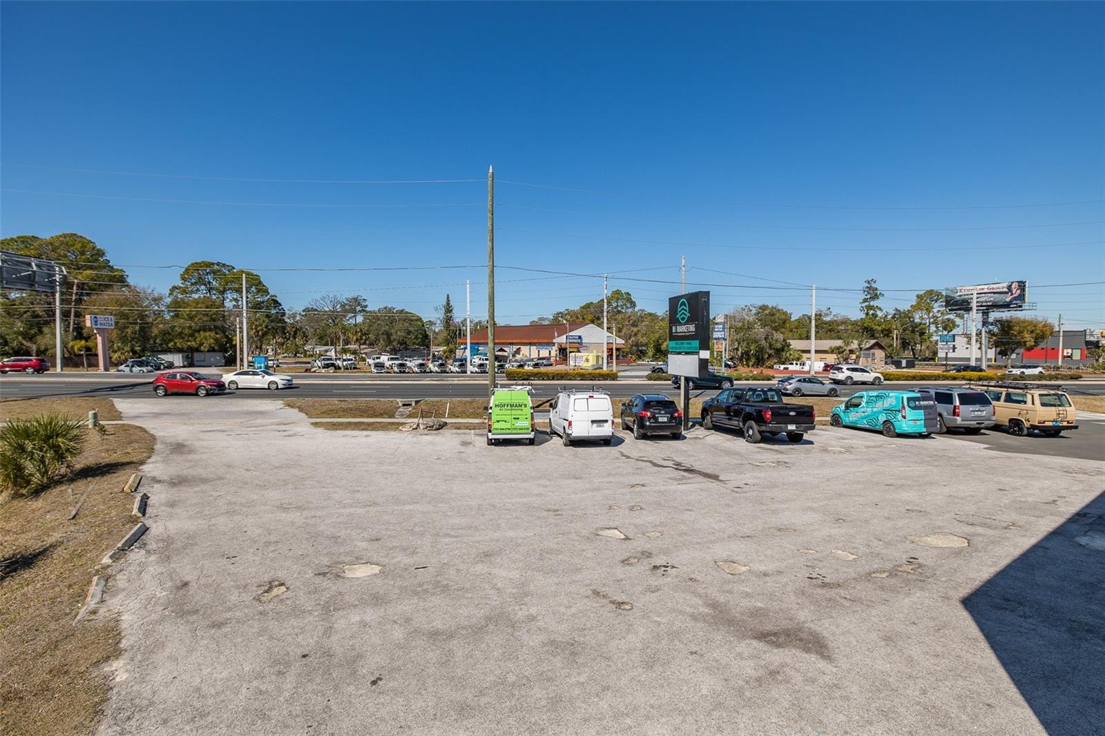 Image 8 of 33 For 8312 Us Highway 19