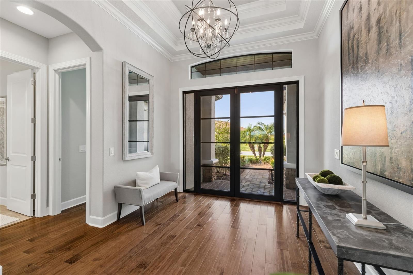 Listing photo id 8 for 3462 Forsythia Drive