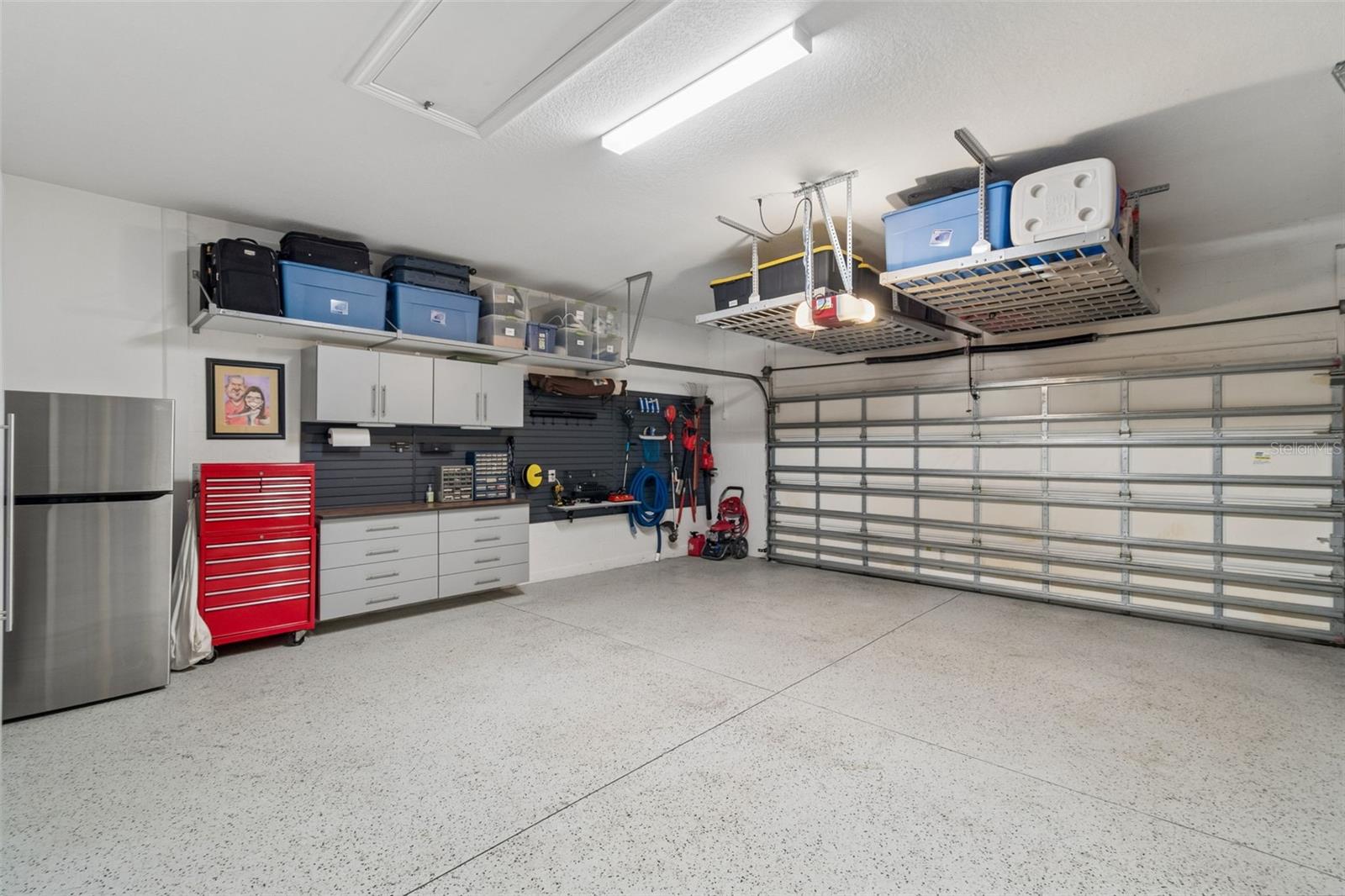 Listing photo id 83 for 3462 Forsythia Drive