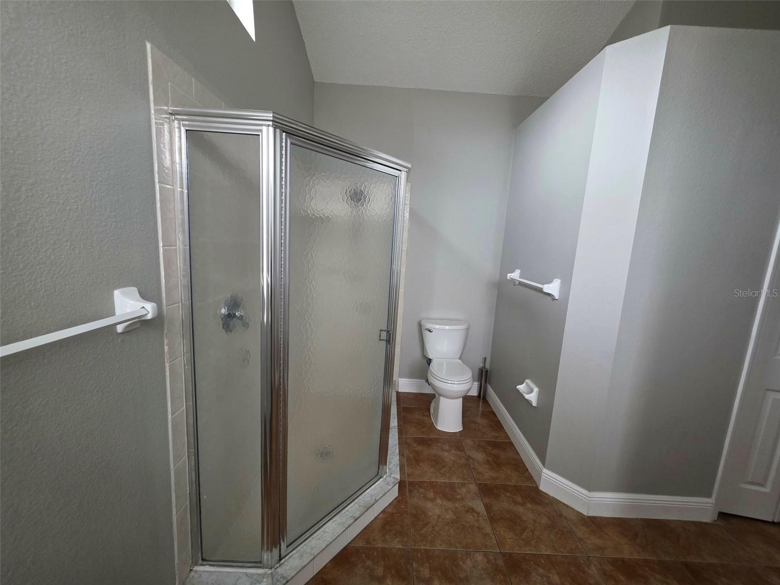 Image 18 of 20 For 4483 Detroit Street