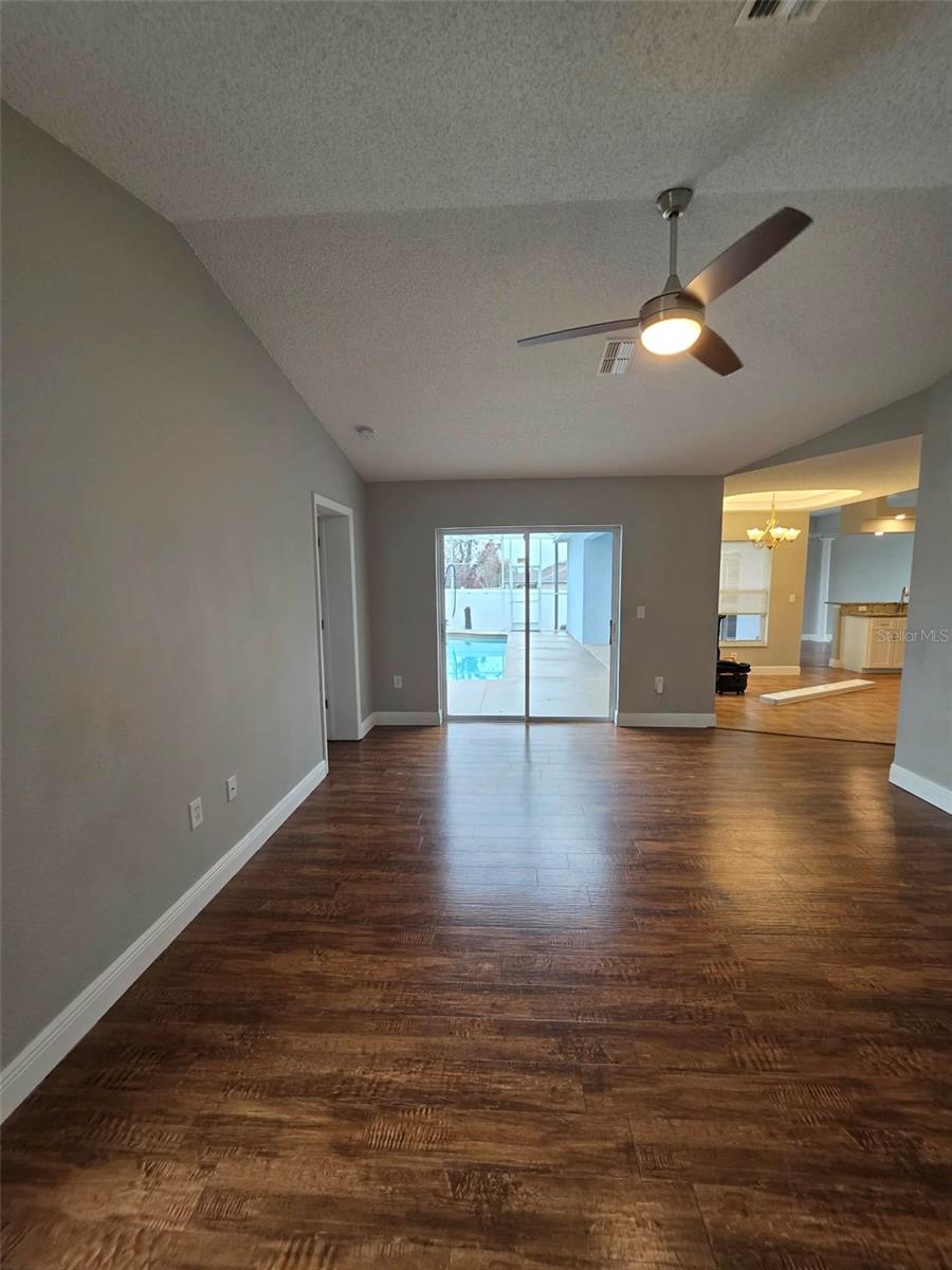 Image 6 of 20 For 4483 Detroit Street