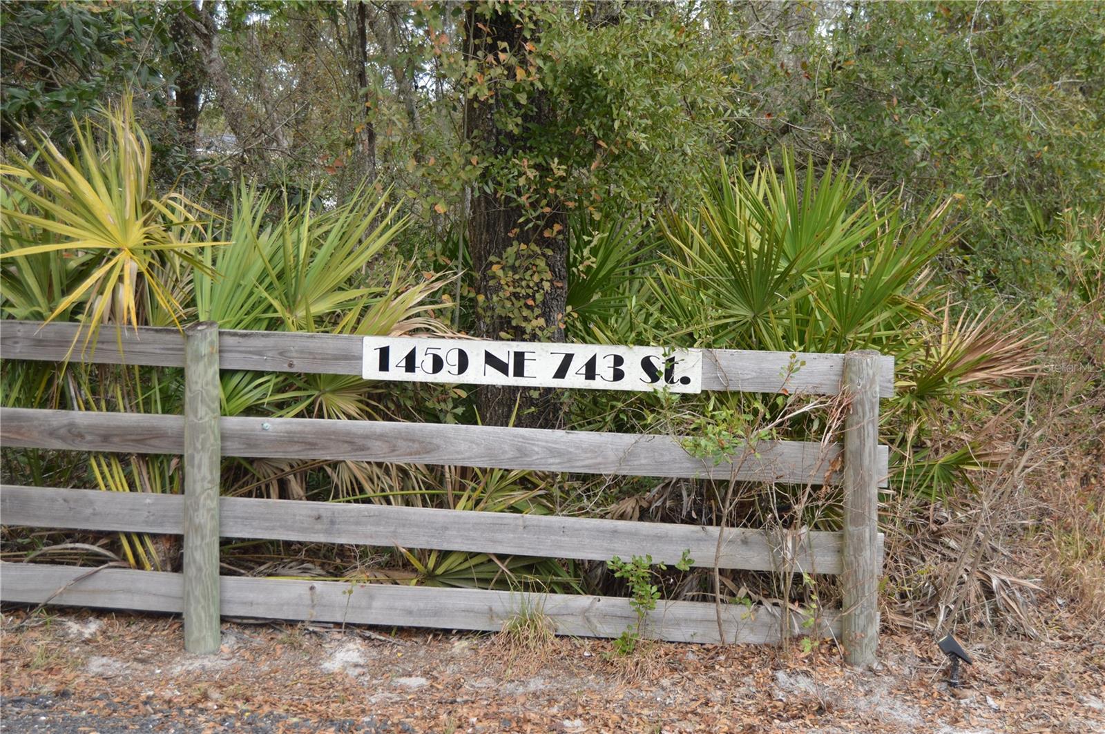 Image 4 of 51 For 1459 743 Street